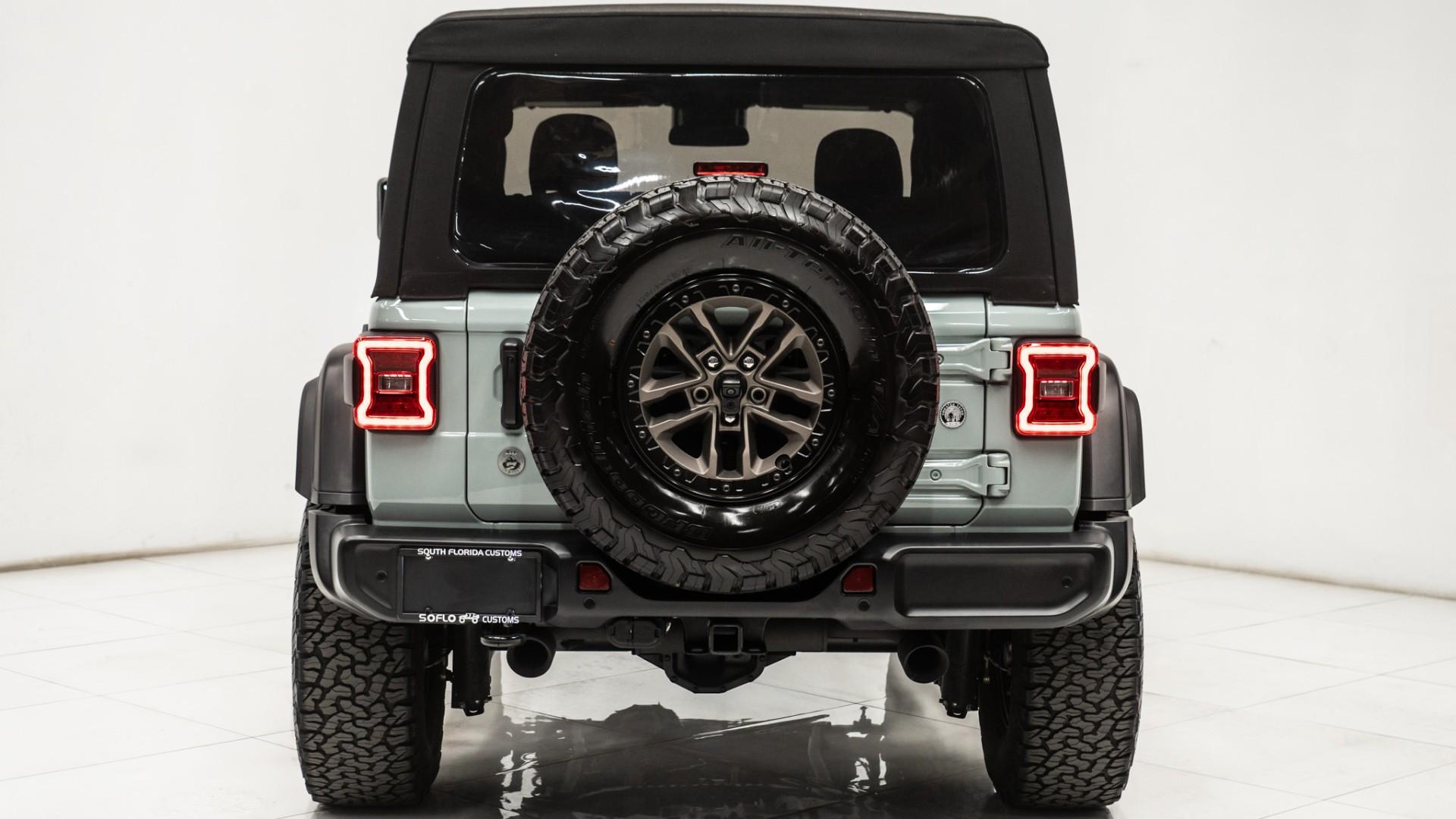 2024 JEEP WRANGLER in Green, photo 29 of 59
