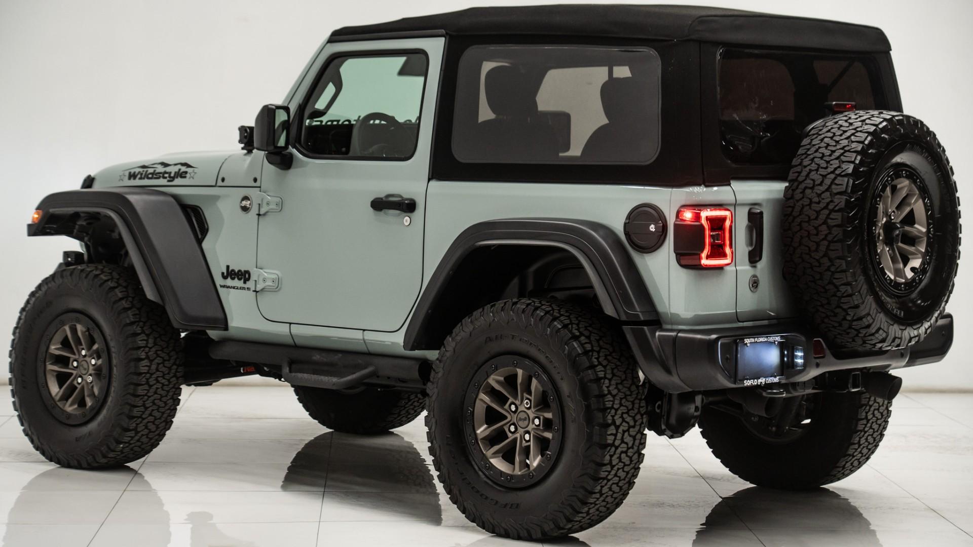 2024 JEEP WRANGLER in Green, photo 3 of 59