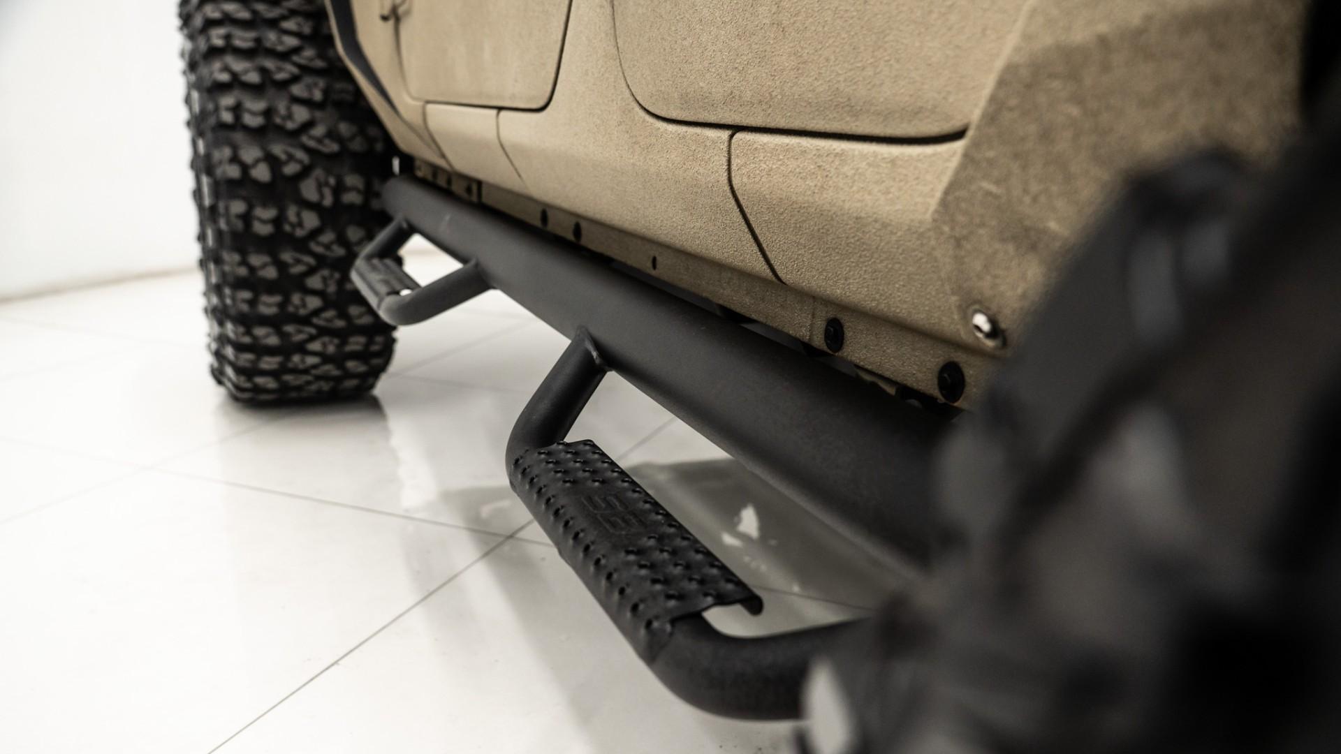2019 JEEP WRANGLER in Tan, photo 31 of 60