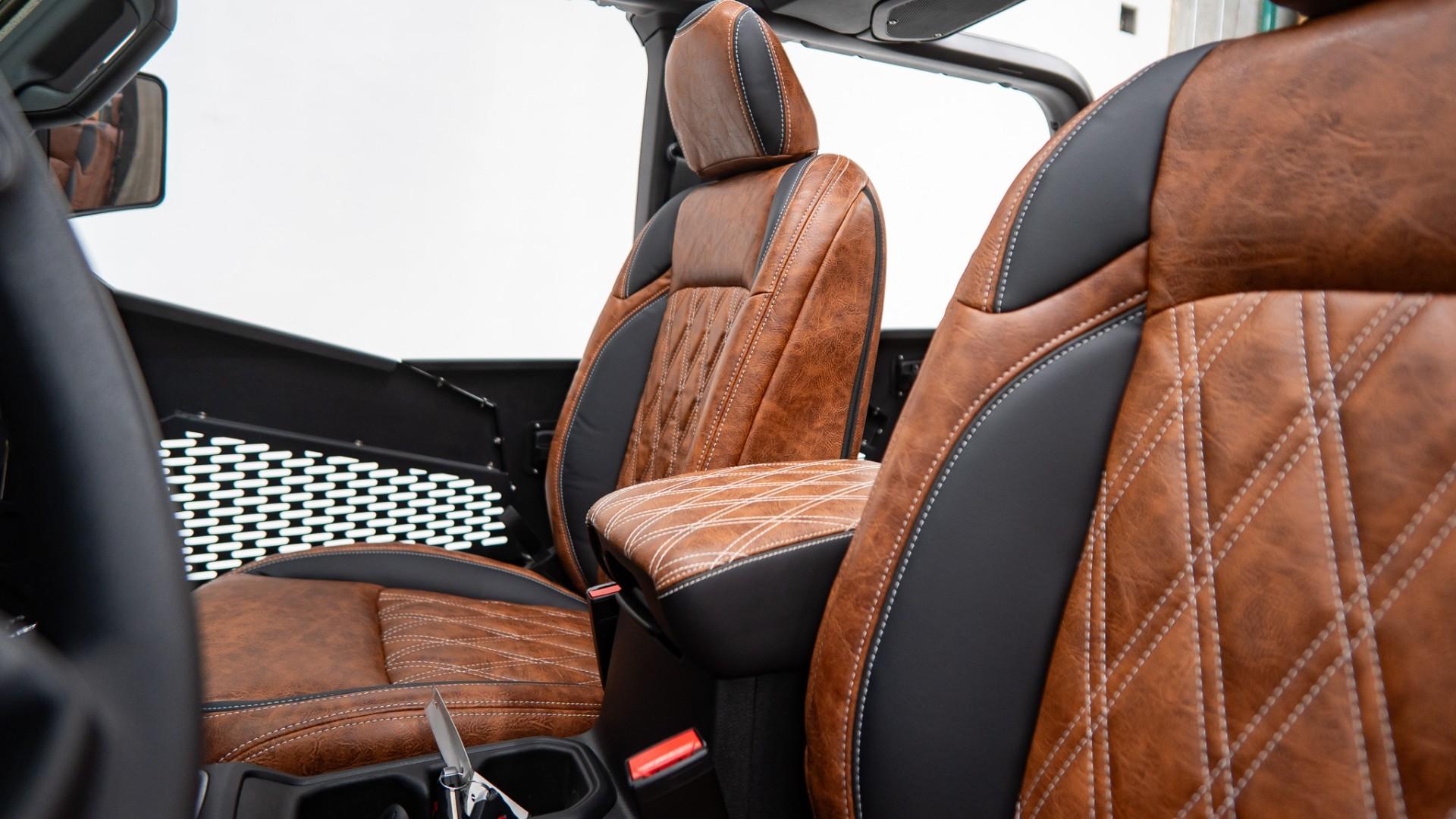 2025 JEEP GLADIATOR in Tan, photo 39 of 55