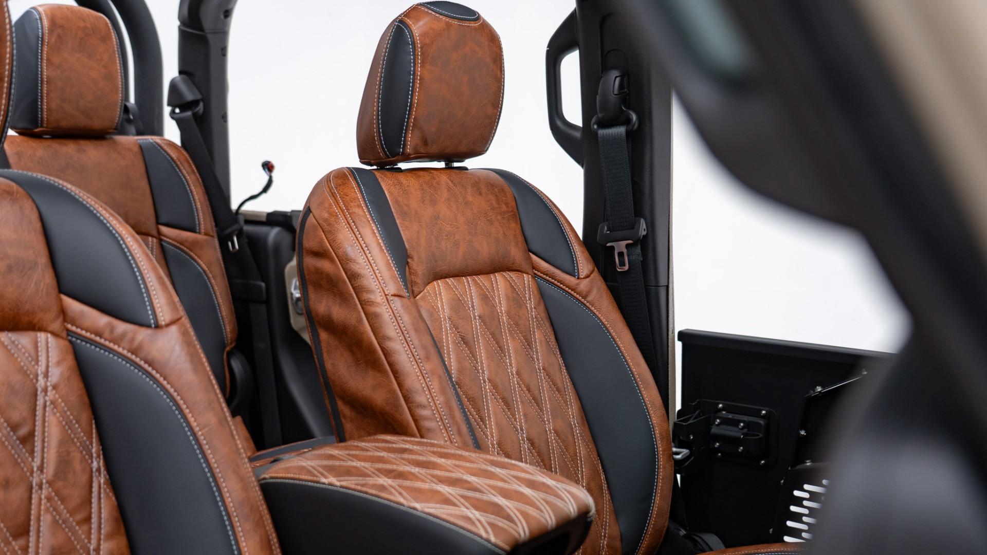 2025 JEEP GLADIATOR in Tan, photo 44 of 55
