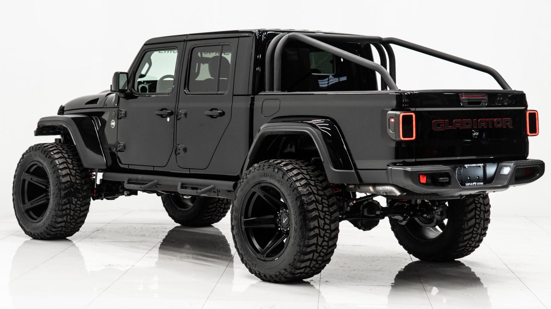 2025 JEEP GLADIATOR in Black, photo 3 of 54