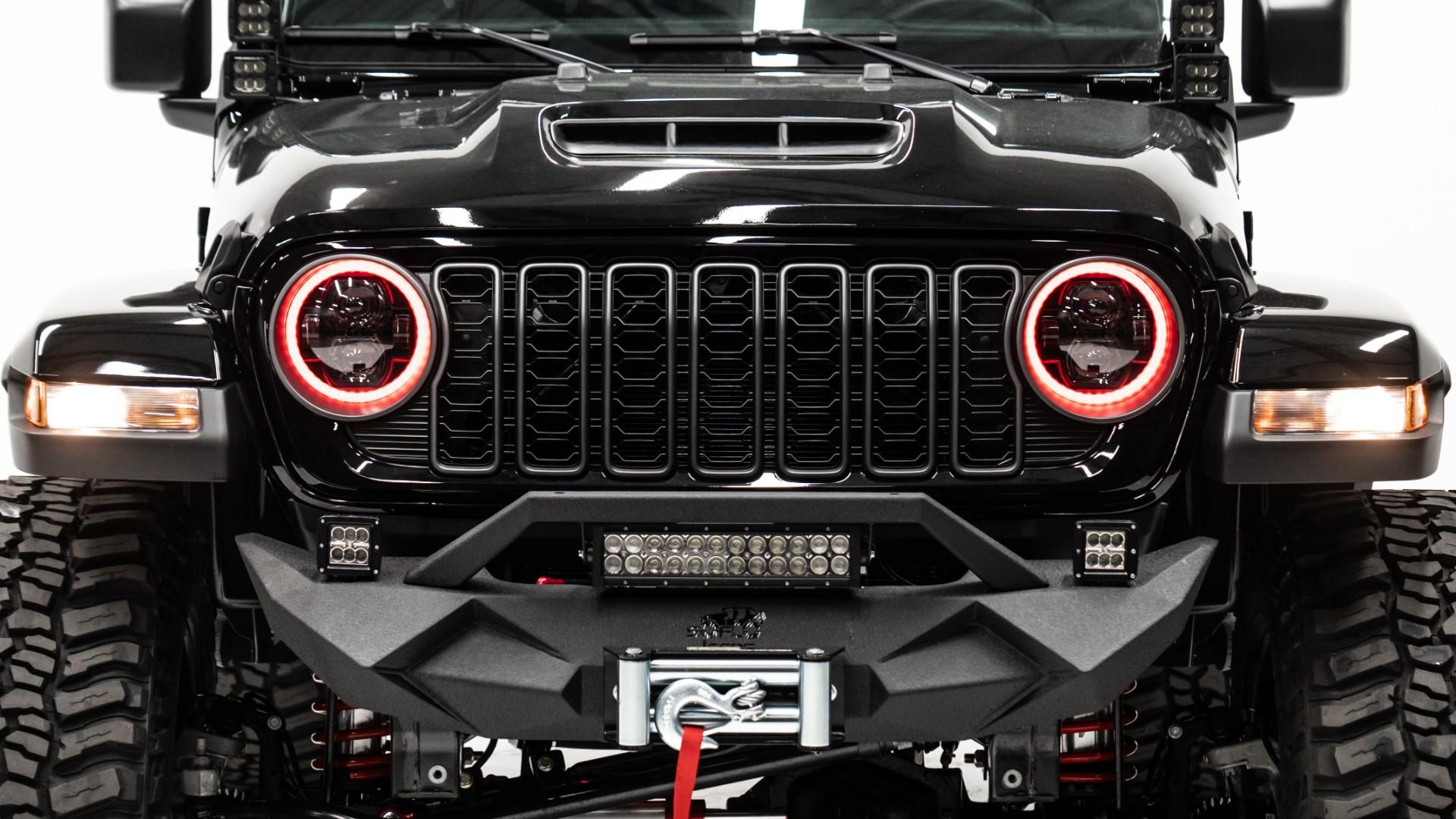 2025 JEEP GLADIATOR in Black, photo 19 of 54