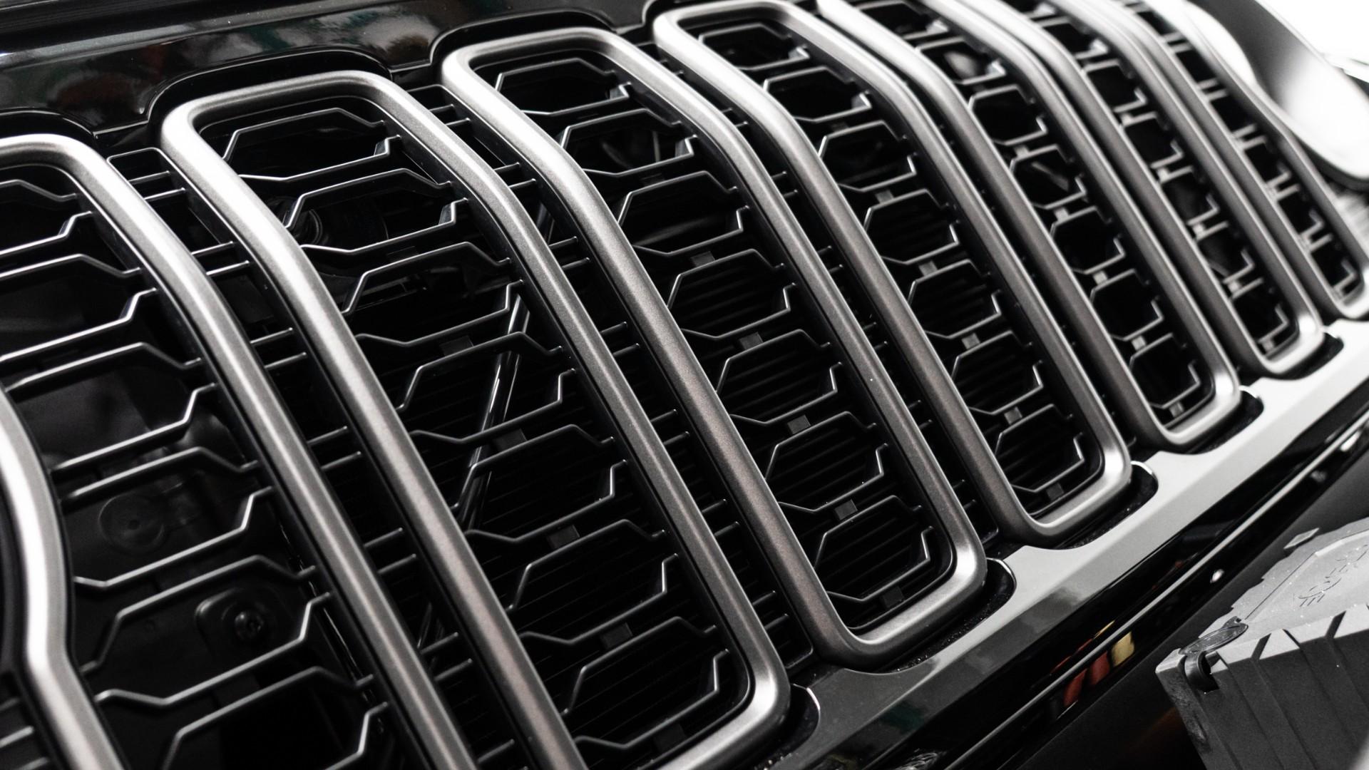 2025 JEEP GLADIATOR in Black, photo 21 of 54