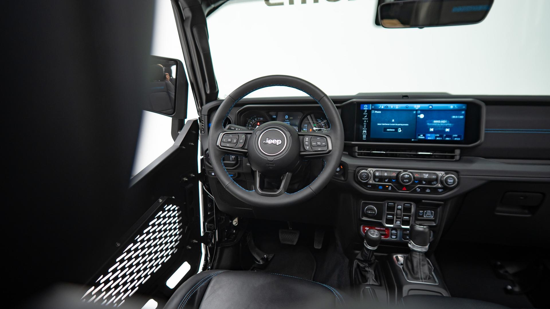 2024 JEEP WRANGLER 4XE in Black, photo 38 of 59