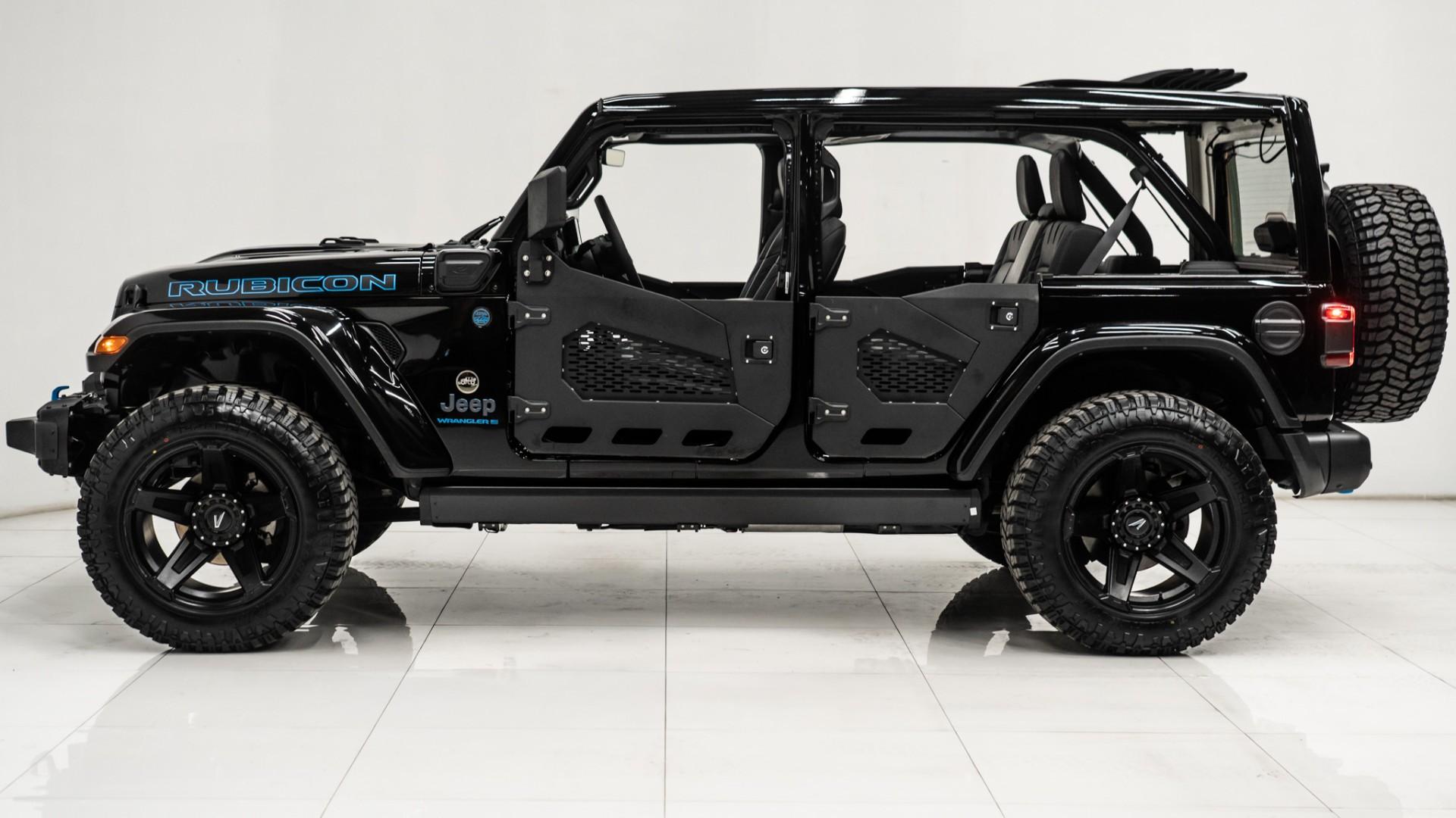 2024 JEEP WRANGLER 4XE in Black, photo 12 of 59