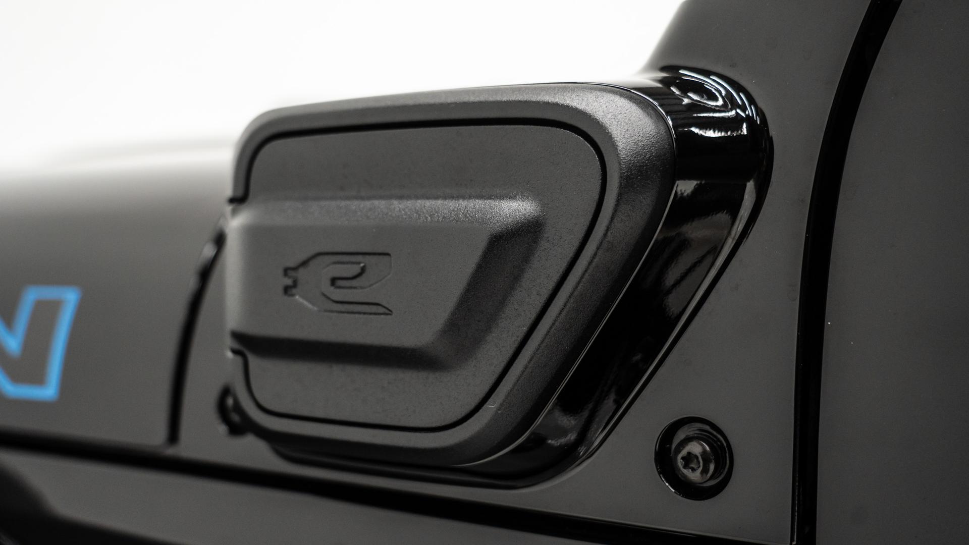 2024 JEEP WRANGLER 4XE in Black, photo 23 of 59