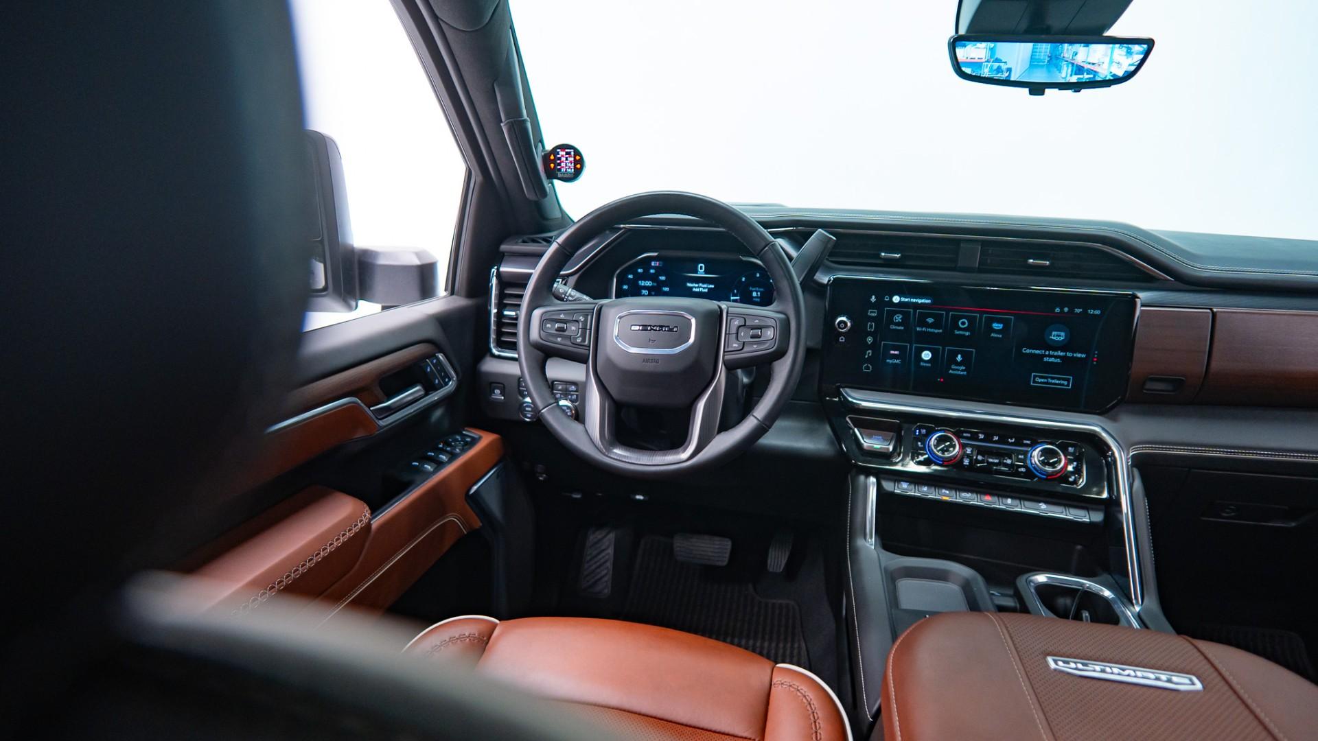2025 GMC SIERRA 2500HD in White, photo 35 of 60