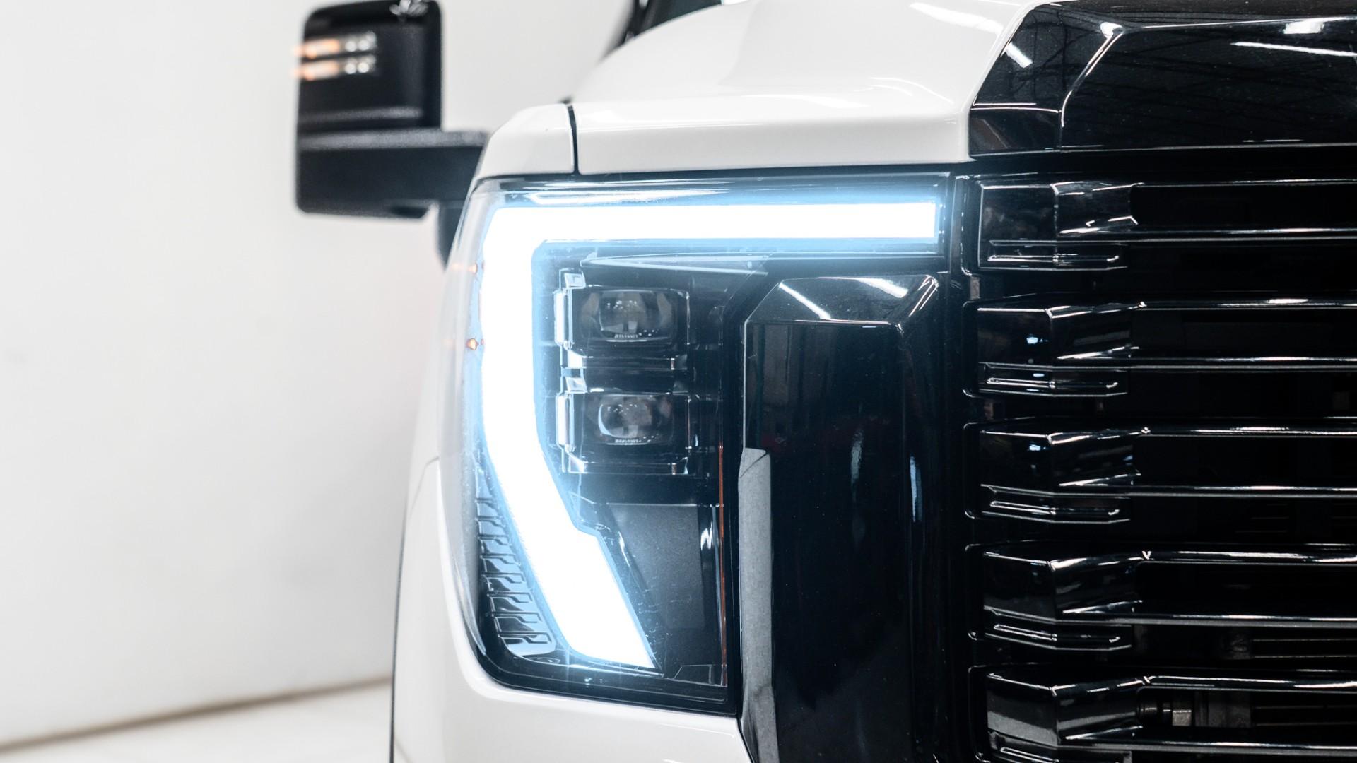 2025 GMC SIERRA 2500HD in White, photo 16 of 60