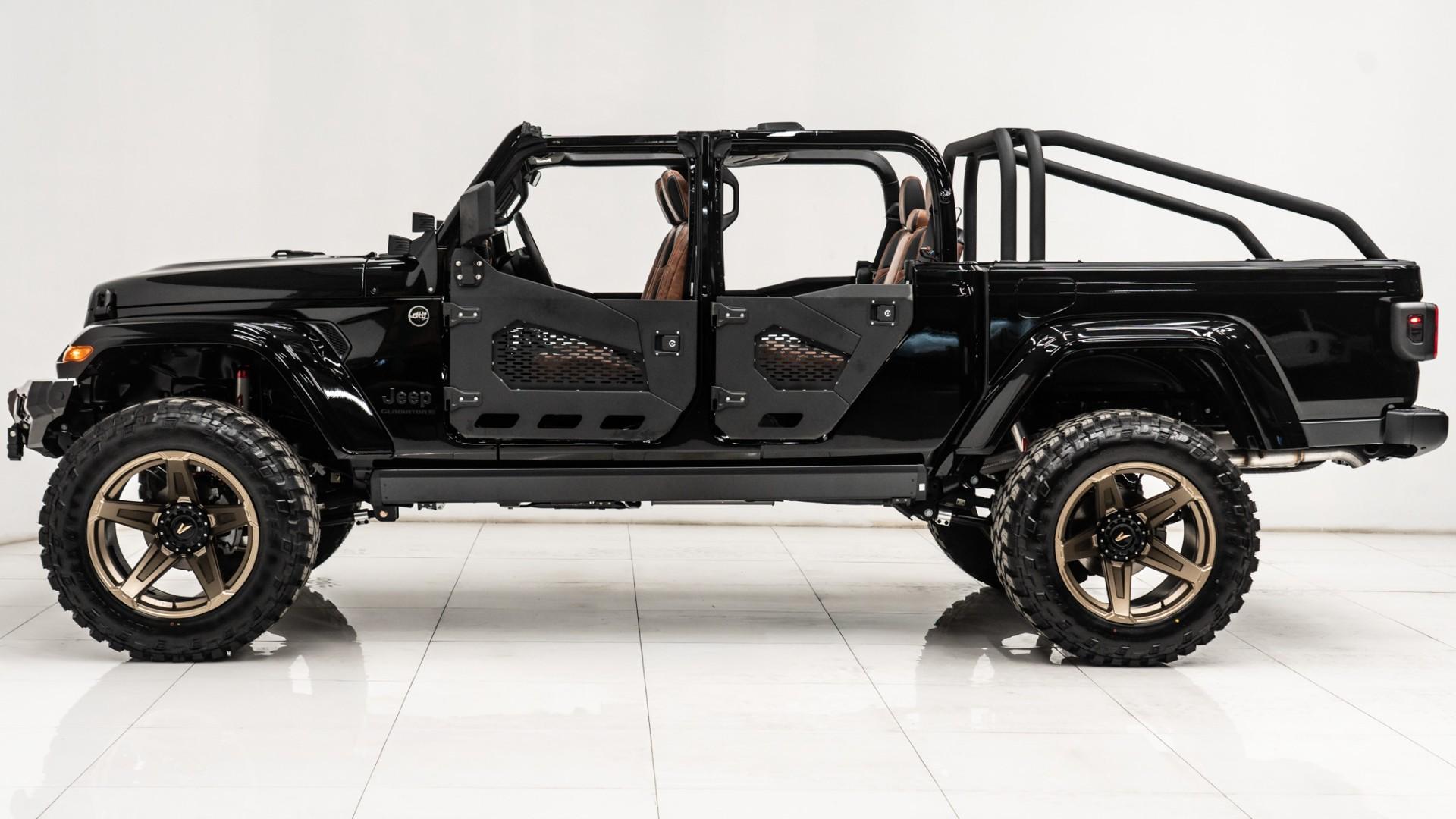 2025 JEEP GLADIATOR in Black, photo 9 of 57