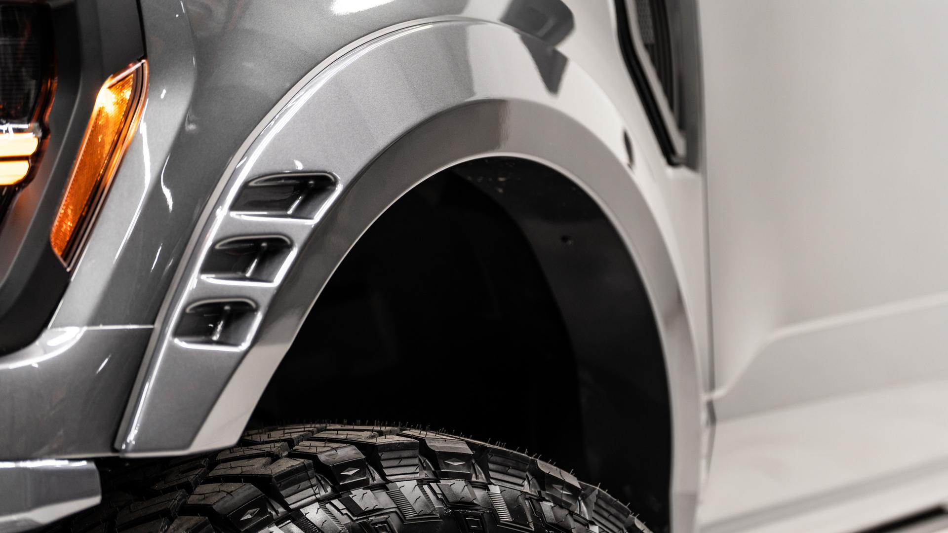 2025 FORD F-150 in Gray, photo 12 of 53