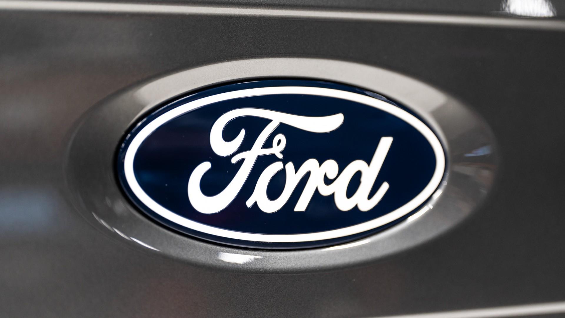 2025 FORD F-150 in Gray, photo 26 of 53