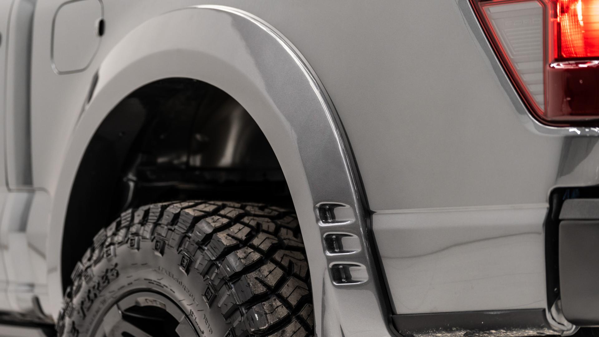 2025 FORD F-150 in Gray, photo 4 of 53