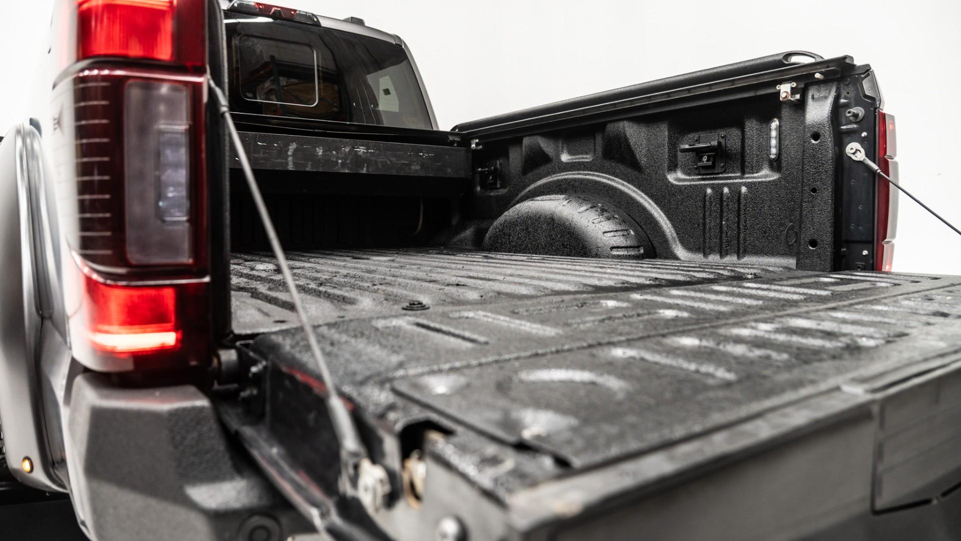 2022 FORD SUPER DUTY F-350 SRW in Gray, photo 33 of 59