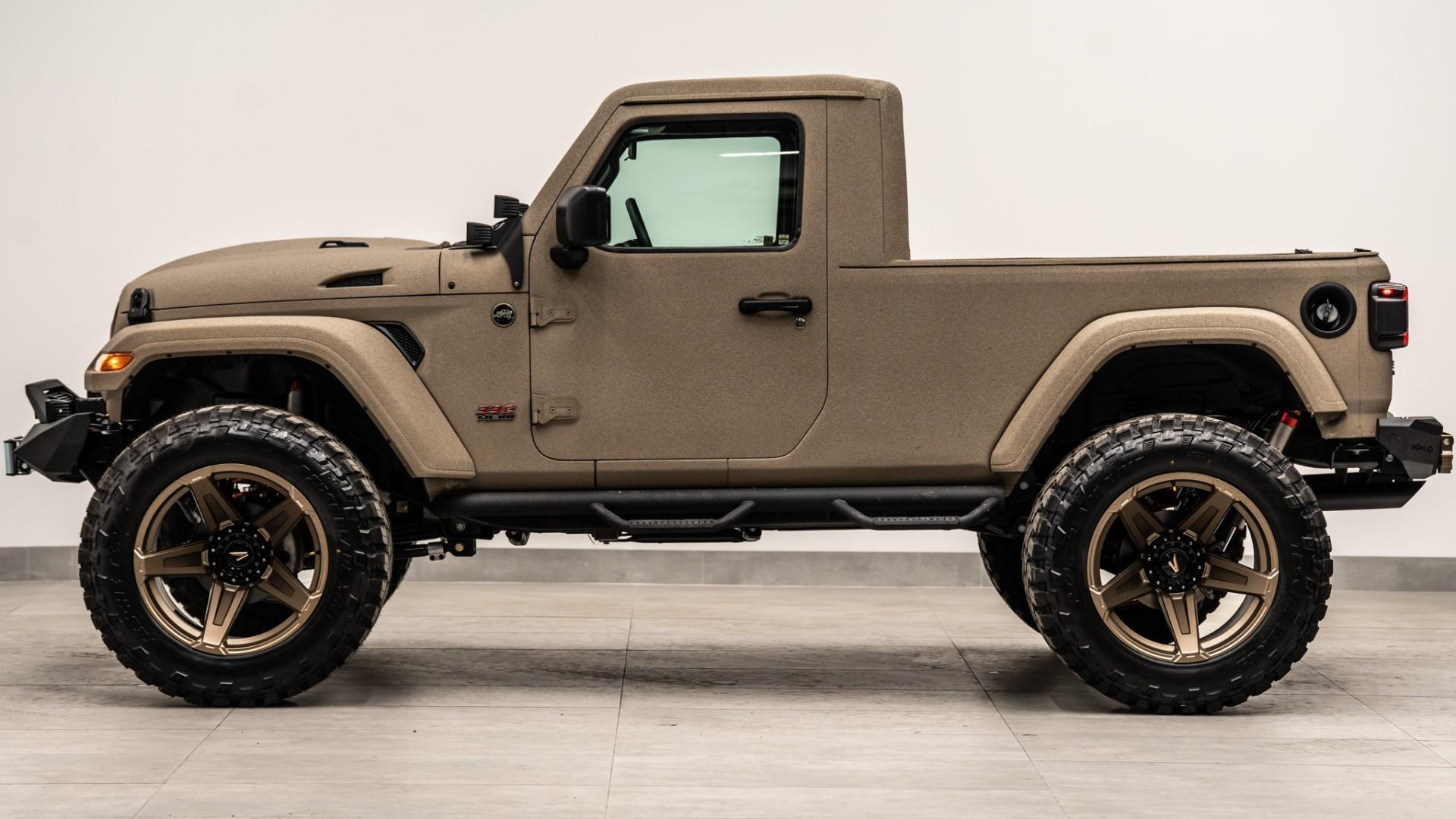 2026 JEEP WRANGLER in Tan, photo 11 of 43