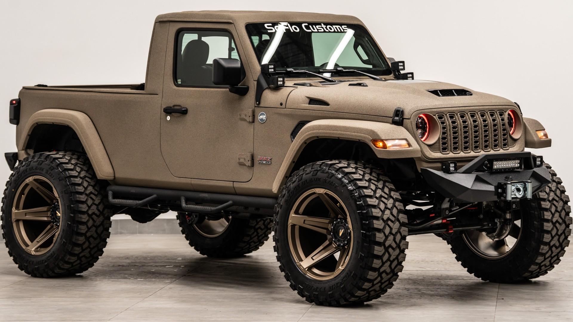 2026 JEEP WRANGLER in Tan, photo 5 of 43