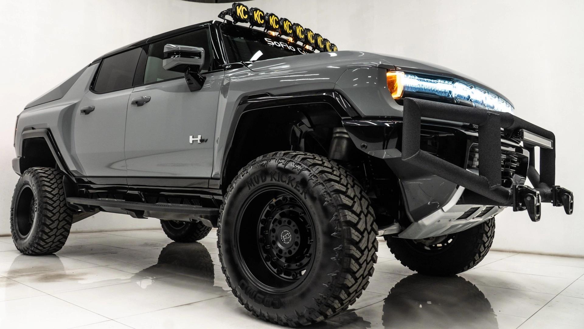 2024 GMC HUMMER EV PICKUP in Gray, photo 29 of 29