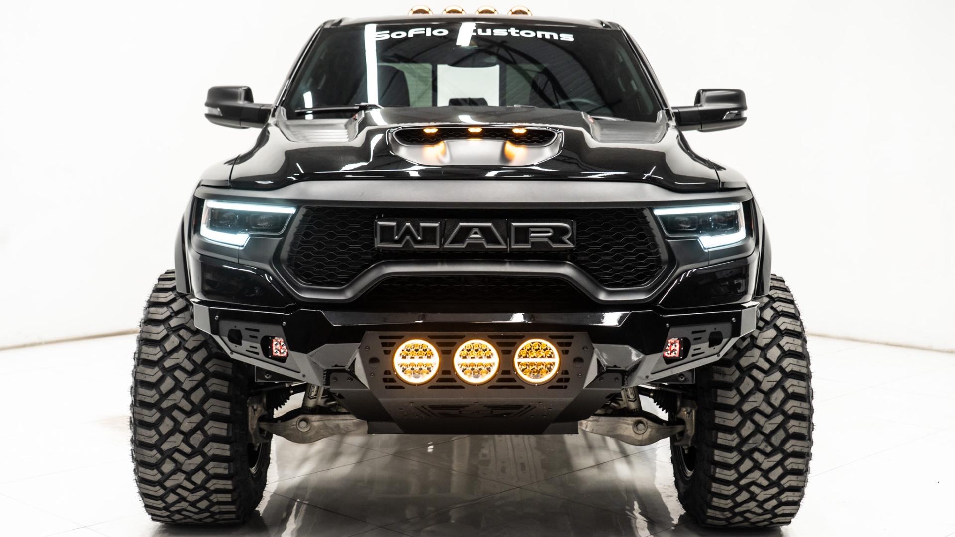 2024 RAM 1500, photo 2 of 30
