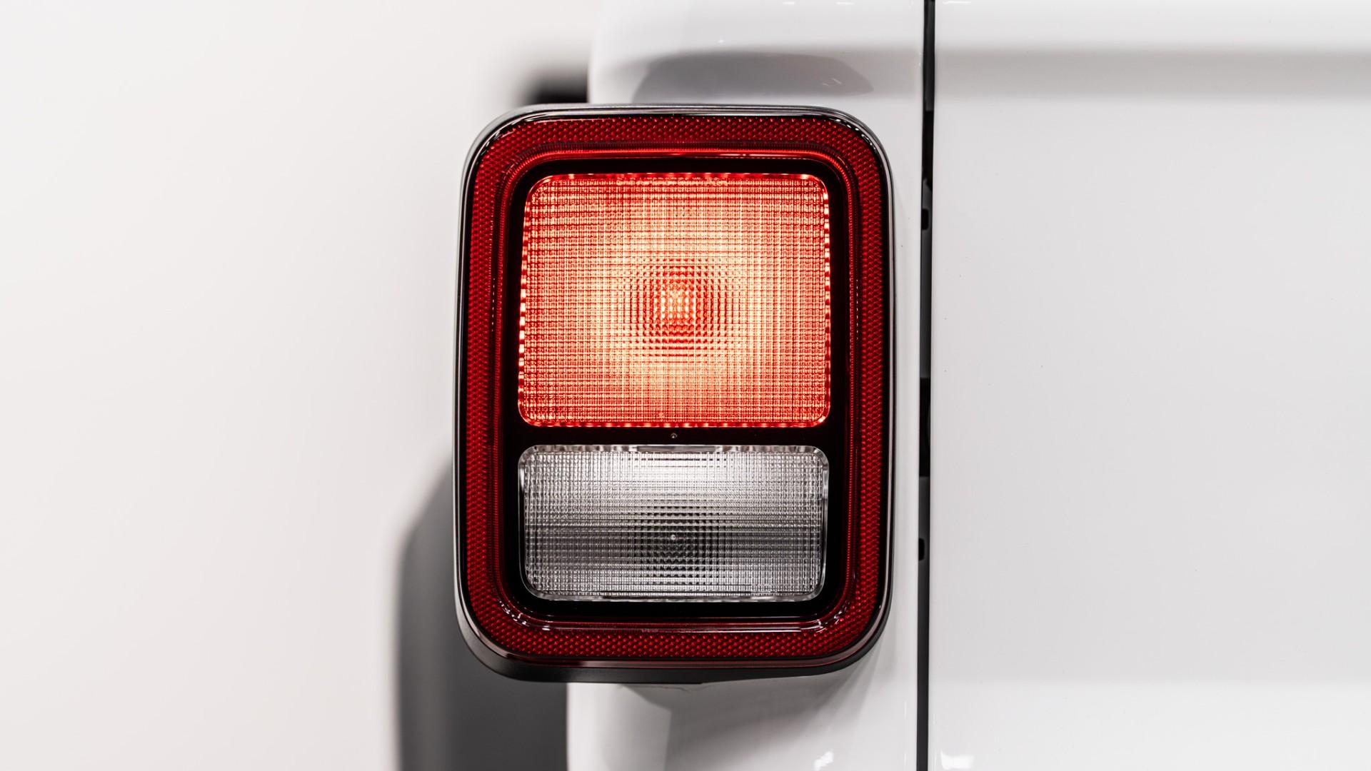 2025 JEEP GLADIATOR in White, photo 49 of 54