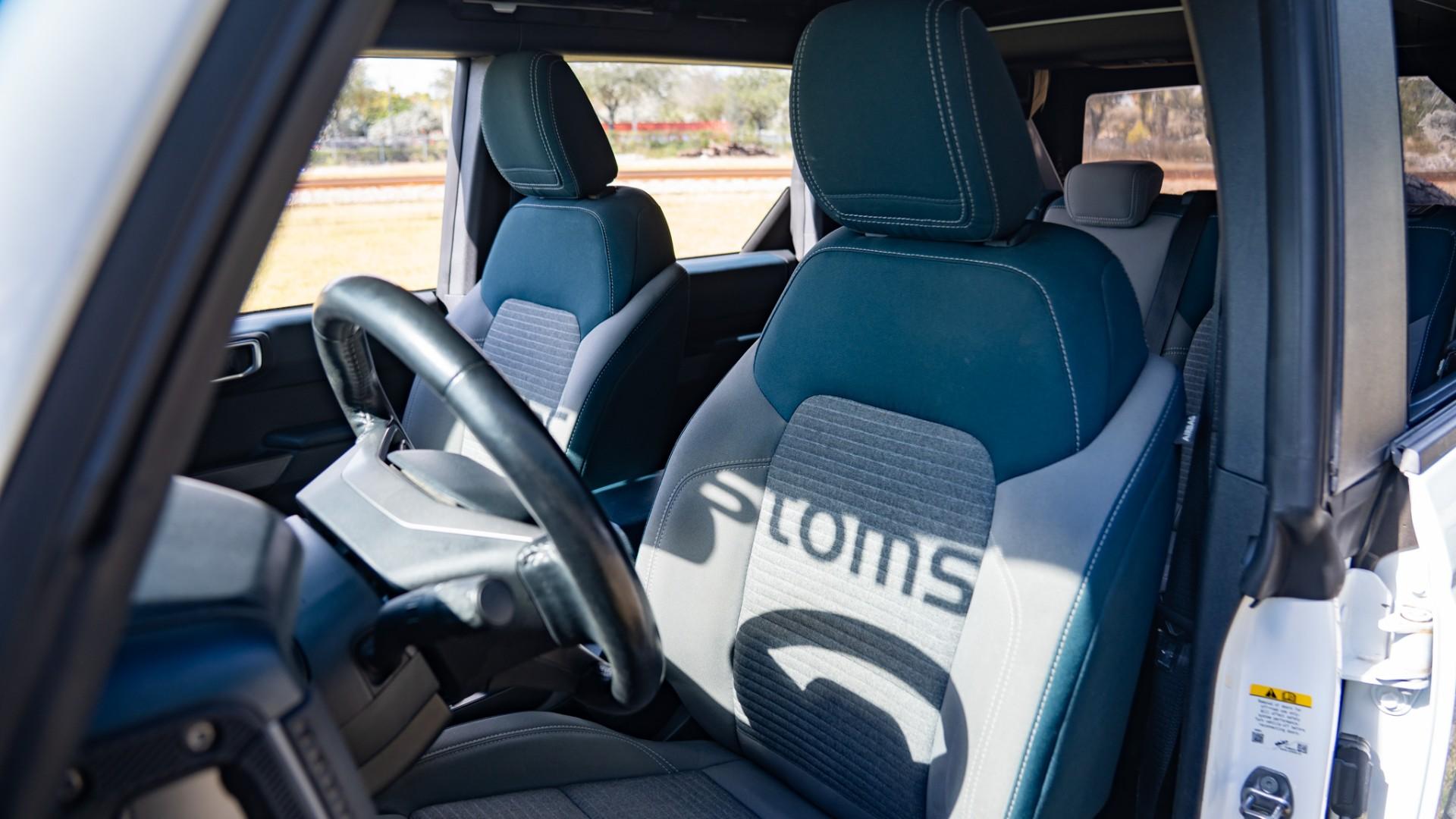 2021 FORD BRONCO in Oxford White, photo 29 of 48