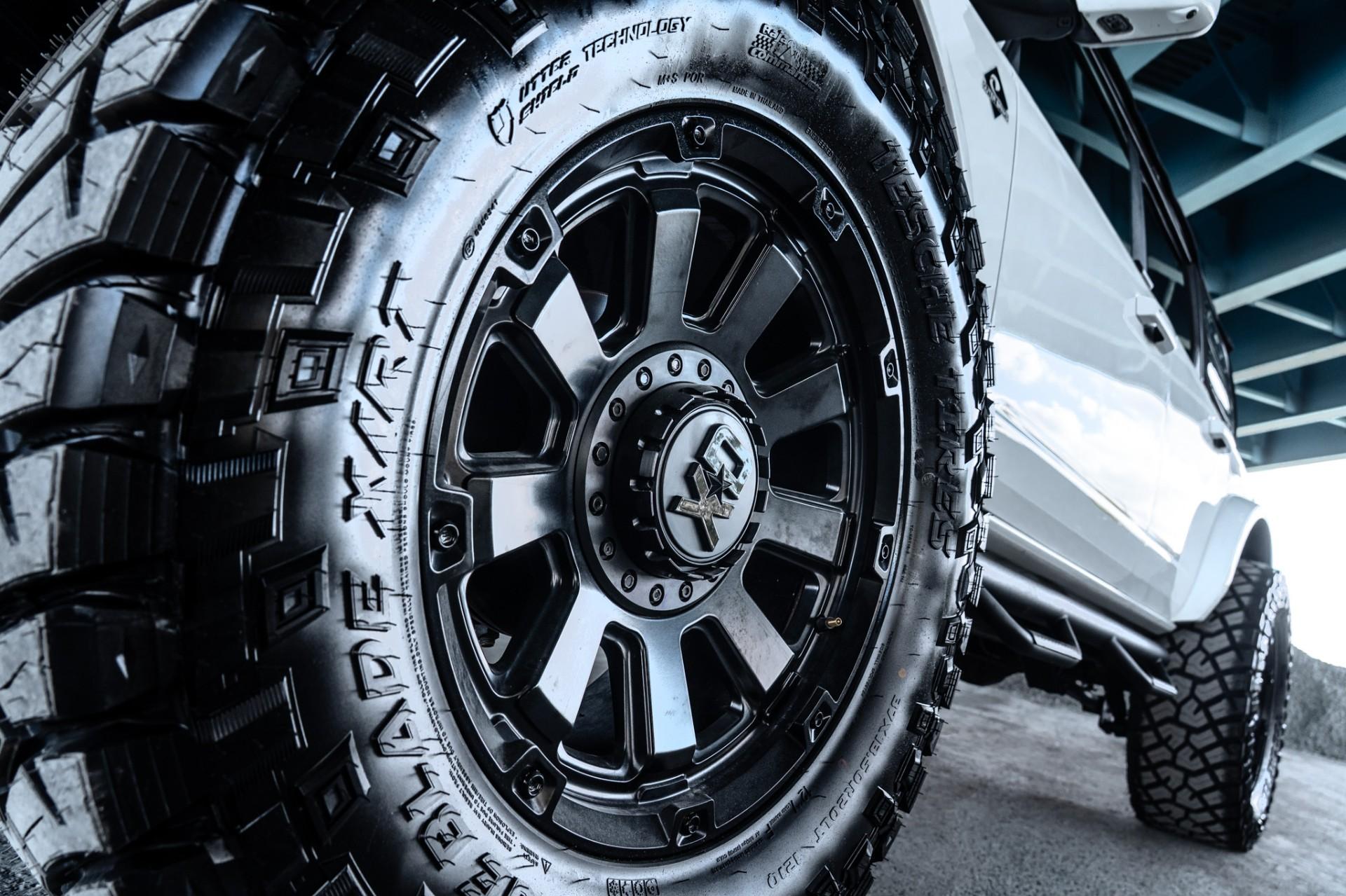 2021 FORD BRONCO in Oxford White, photo 47 of 48