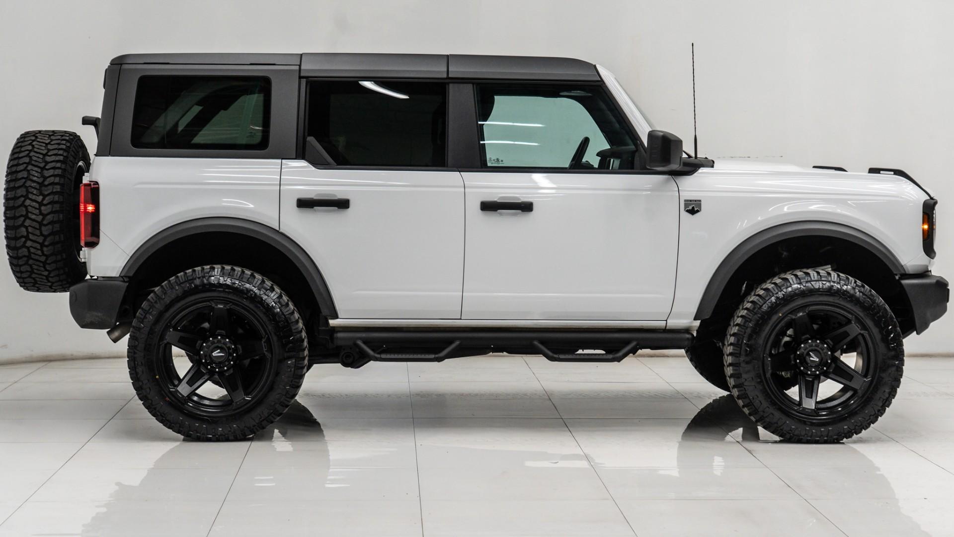 2025 FORD BRONCO in White, photo 4 of 50