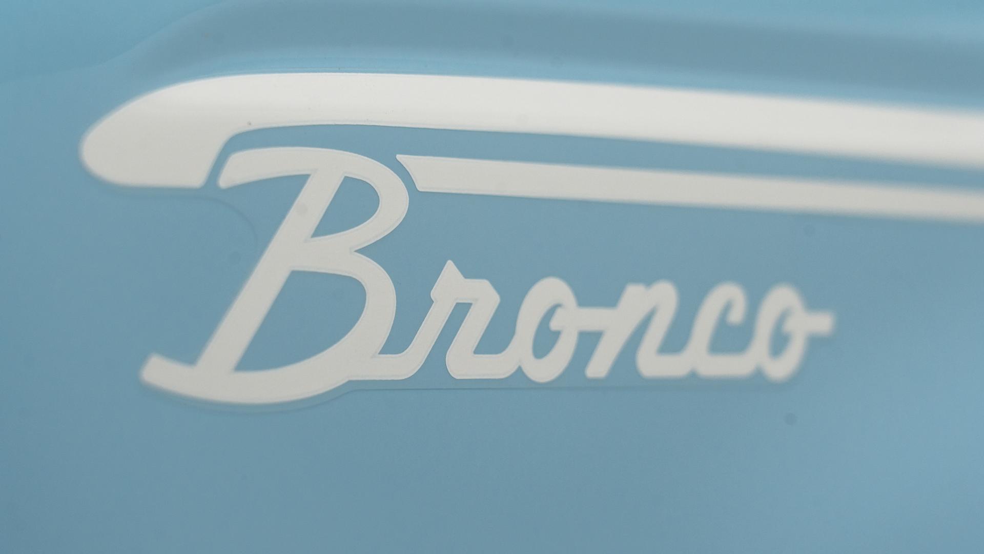 2025 FORD BRONCO in Robins Egg Blue, photo 19 of 57