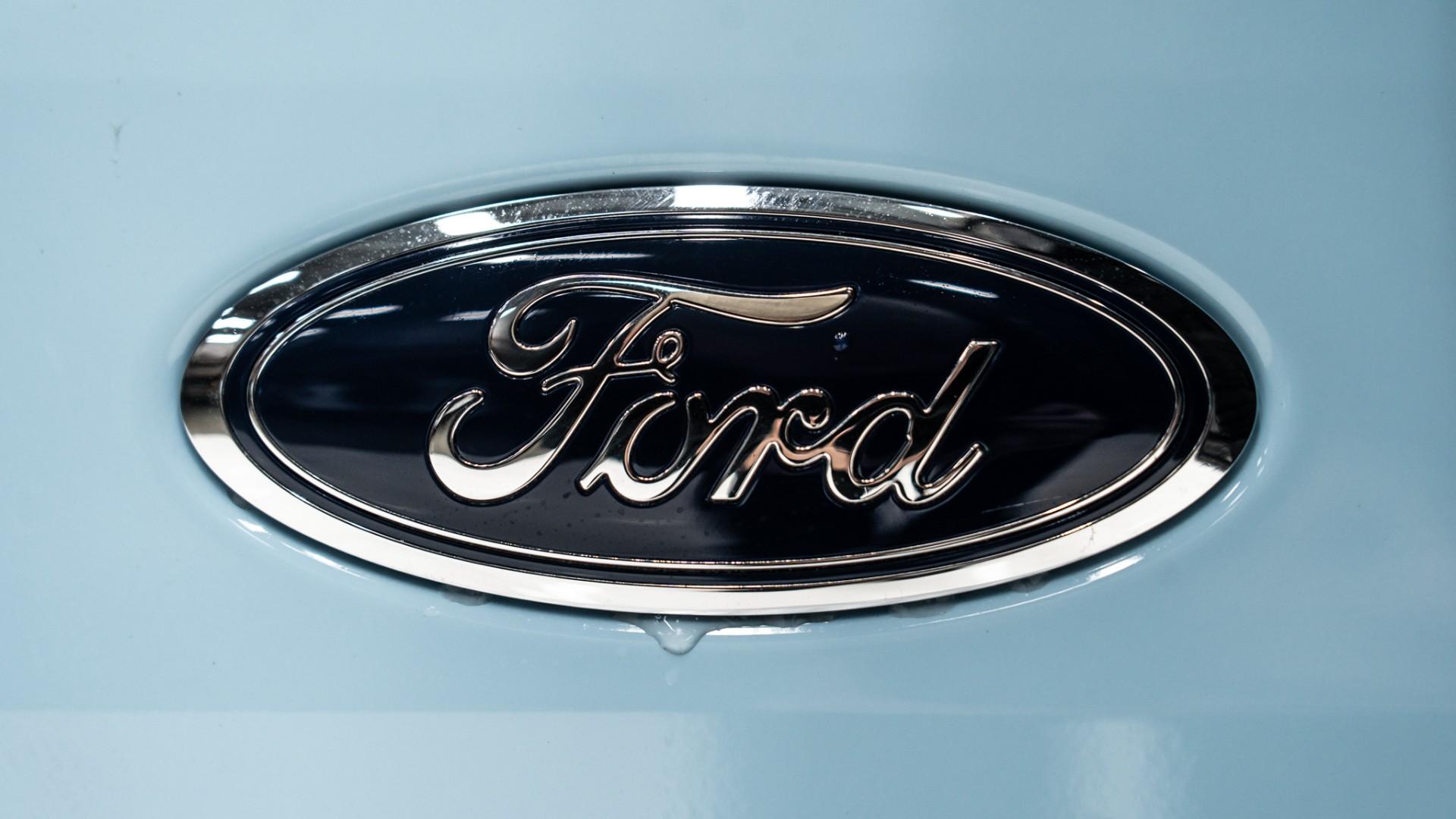 2025 FORD BRONCO in Robins Egg Blue, photo 26 of 57