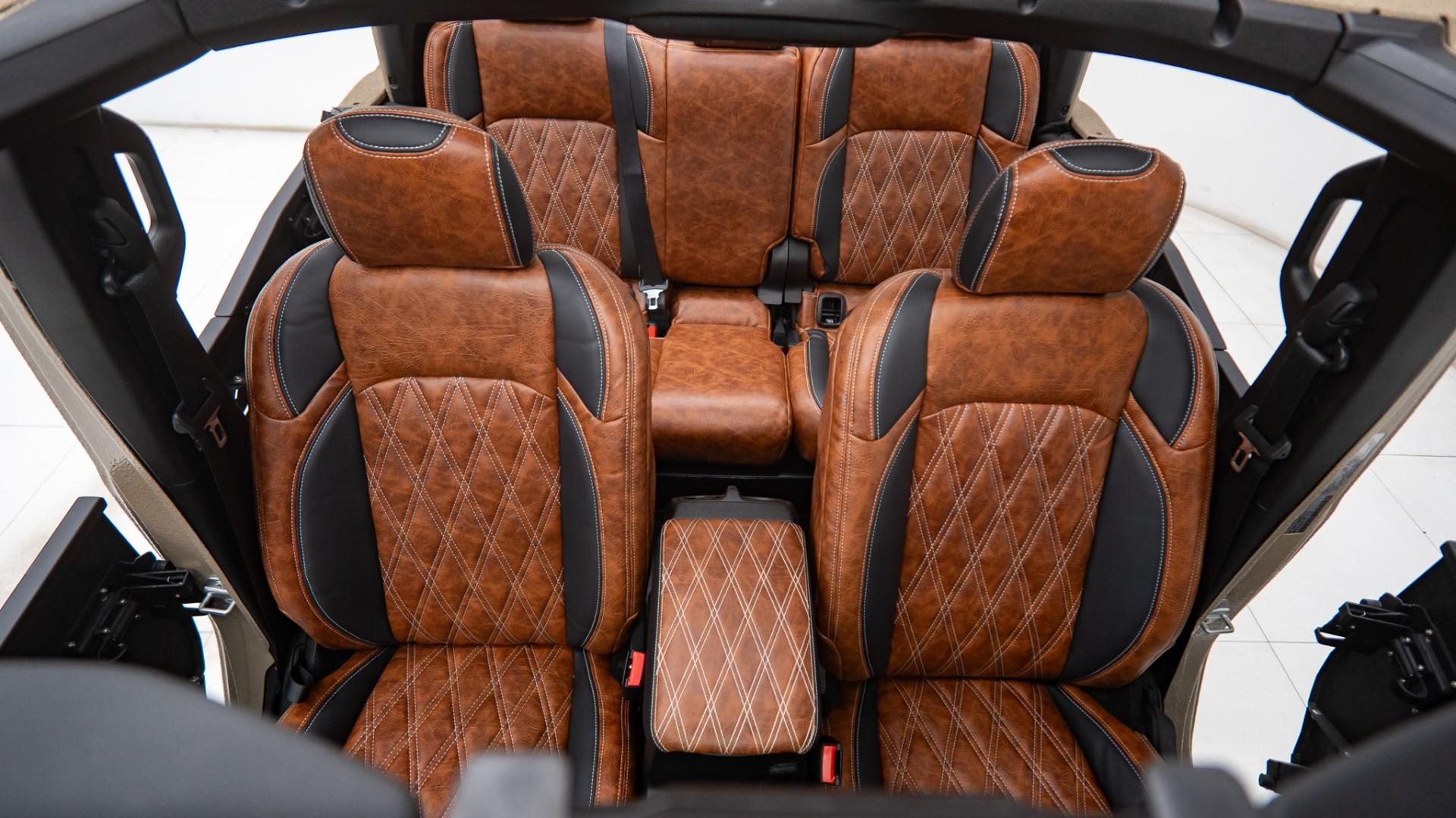 2025 JEEP GLADIATOR in Tan, photo 38 of 59