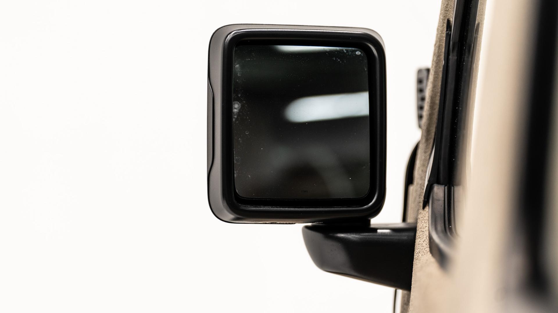 2025 JEEP GLADIATOR in Tan, photo 30 of 59