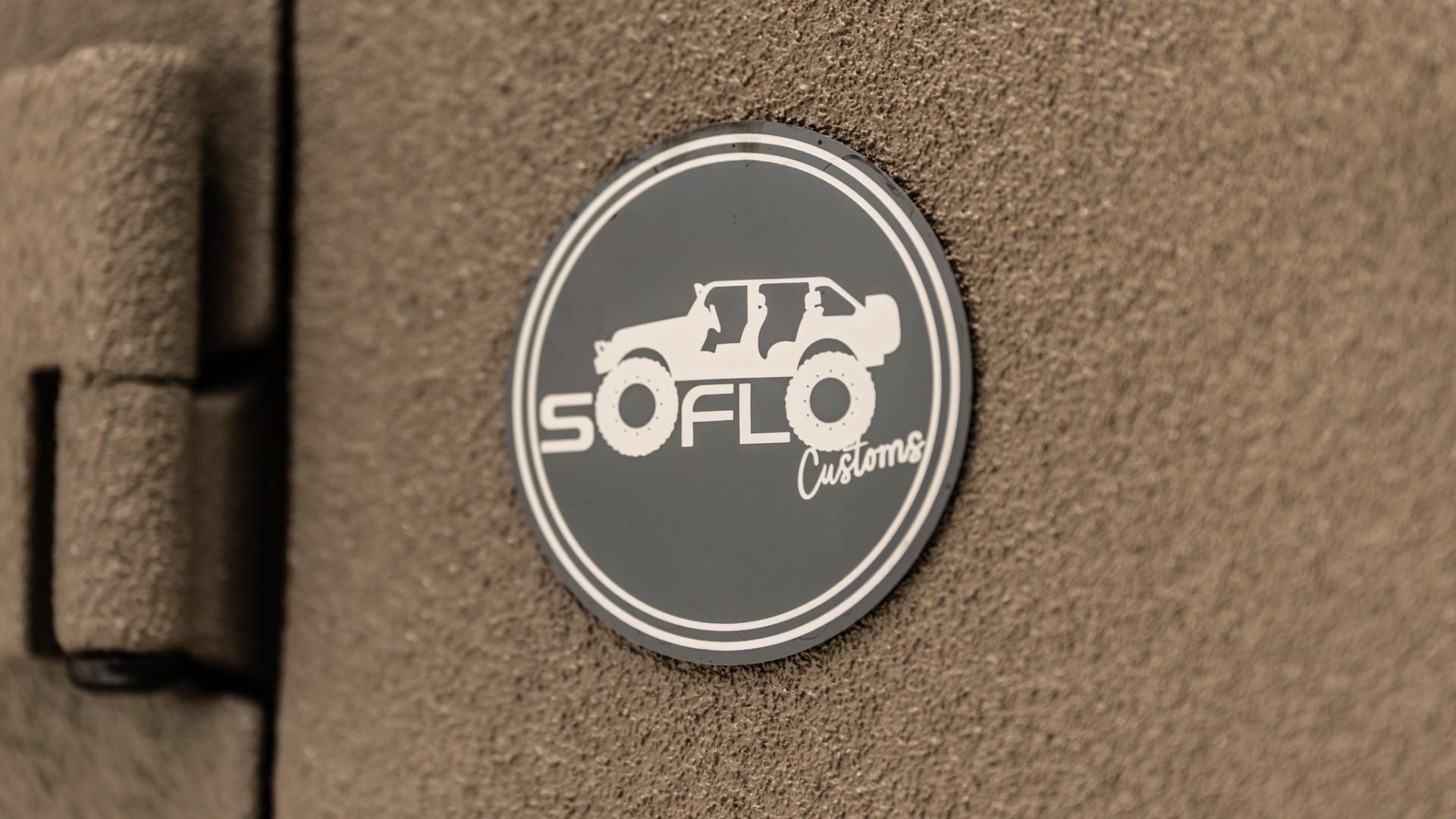 2025 JEEP GLADIATOR in Tan, photo 50 of 59