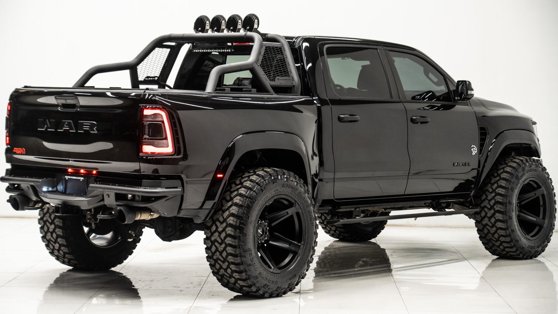 2024 RAM 1500 in Black, photo 5 of 55
