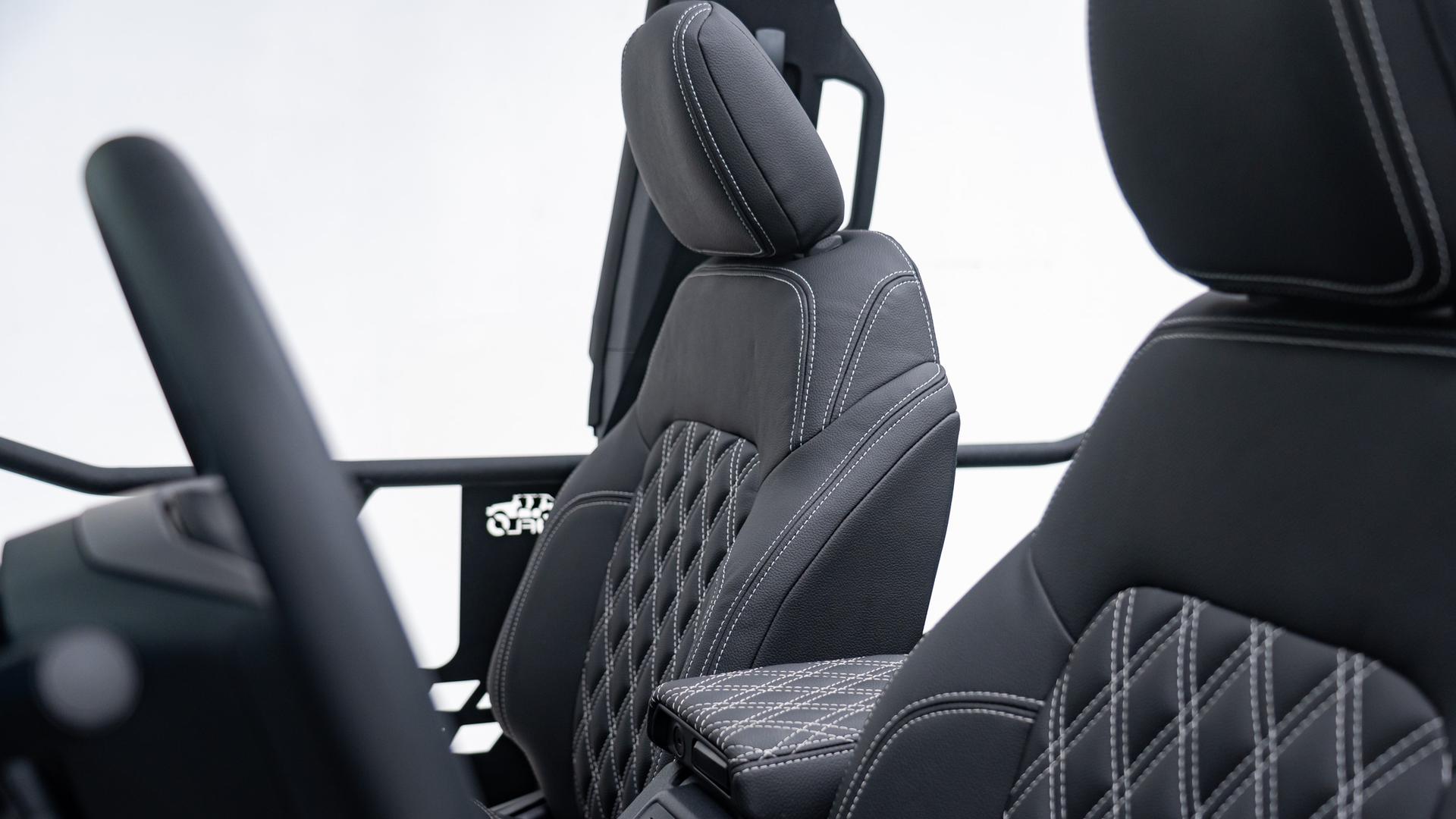 2025 FORD BRONCO in Black, photo 36 of 49