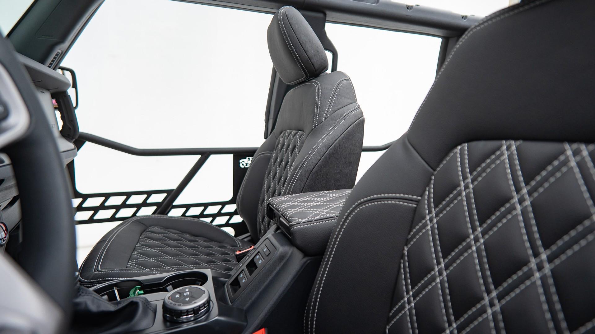 2025 FORD BRONCO in Black, photo 35 of 49