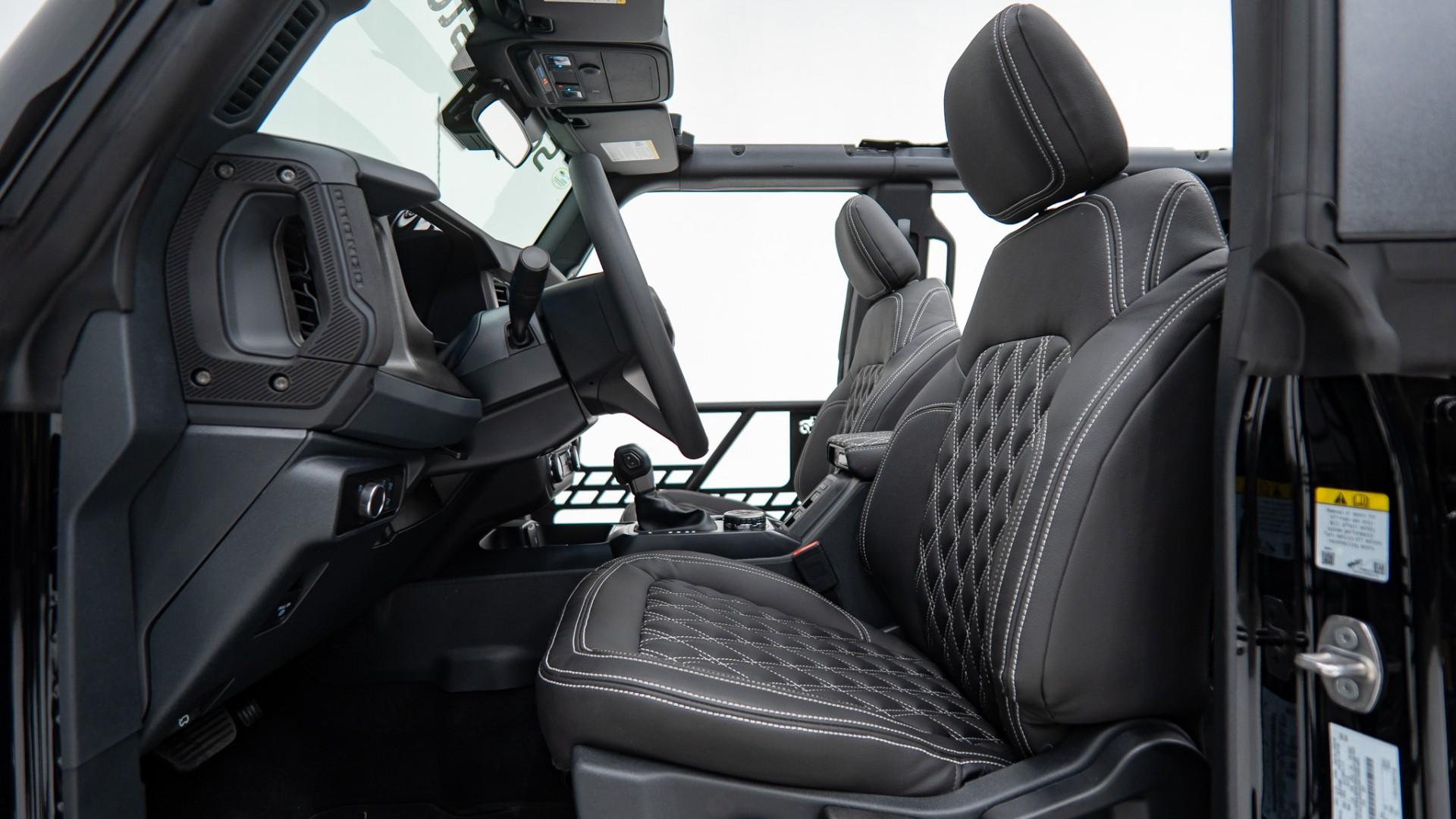 2025 FORD BRONCO in Black, photo 34 of 49