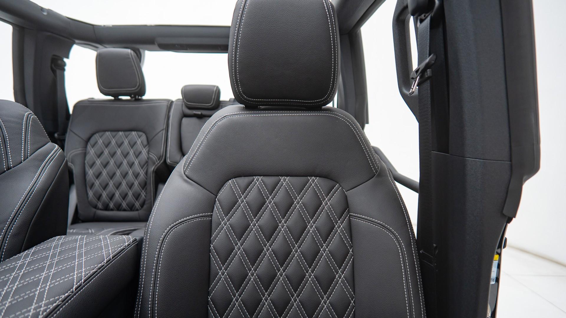 2025 FORD BRONCO in Black, photo 37 of 49