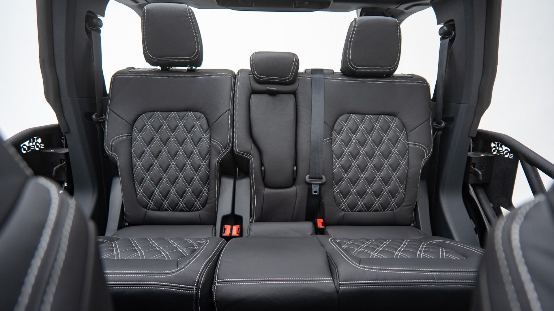 2025 FORD BRONCO in Black, photo 29 of 49