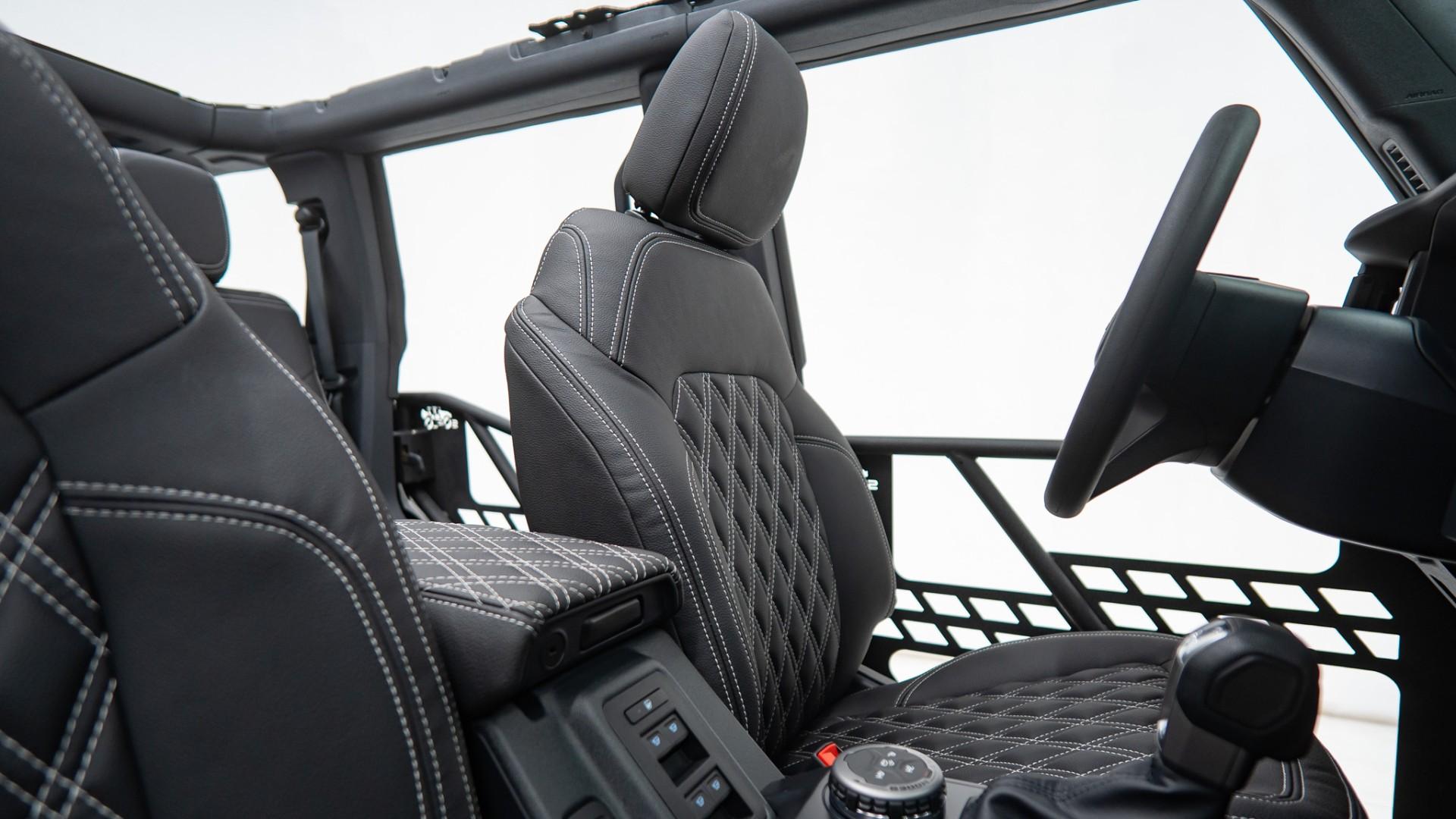 2025 FORD BRONCO in Black, photo 39 of 49