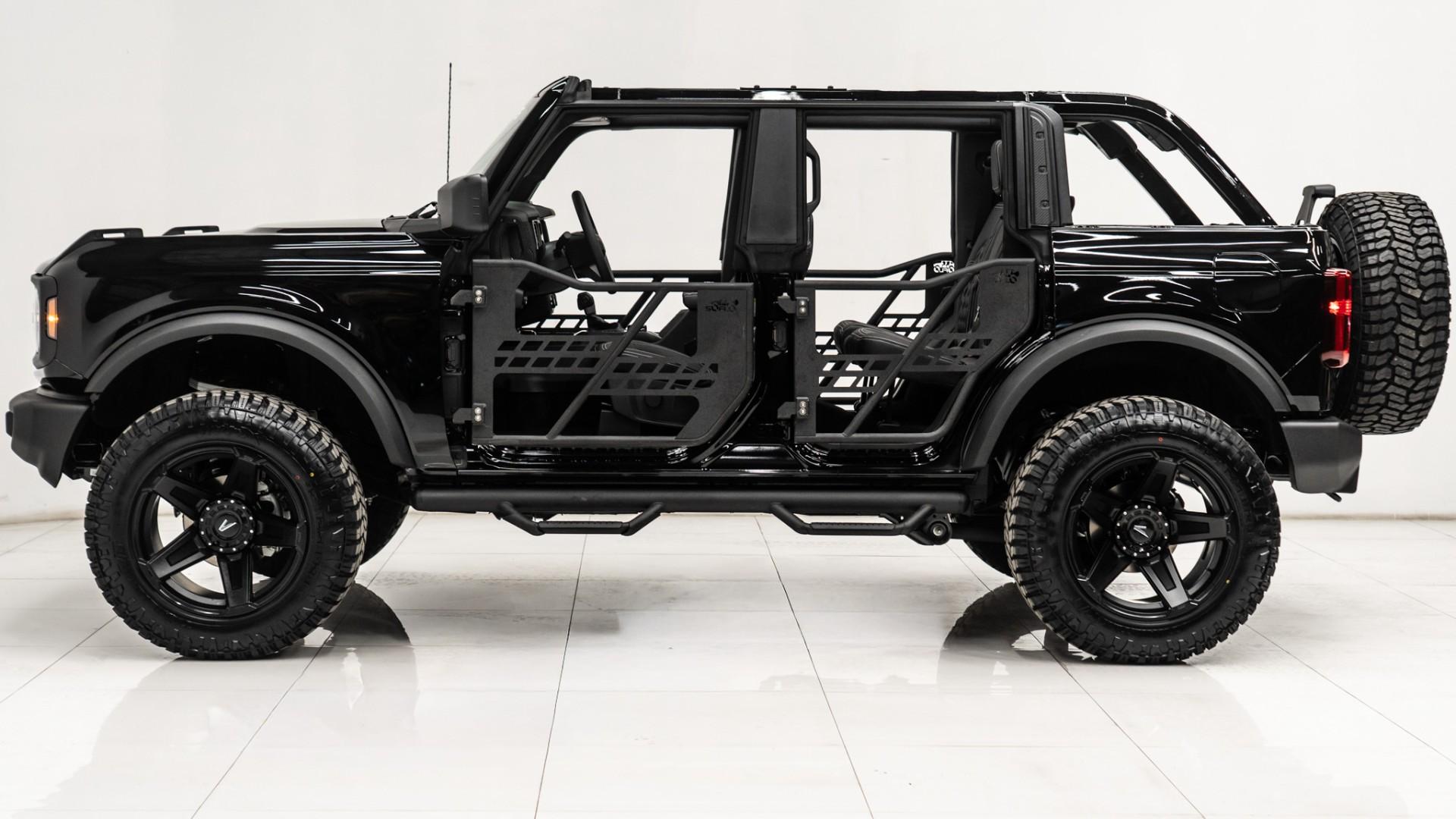 2025 FORD BRONCO in Black, photo 13 of 49