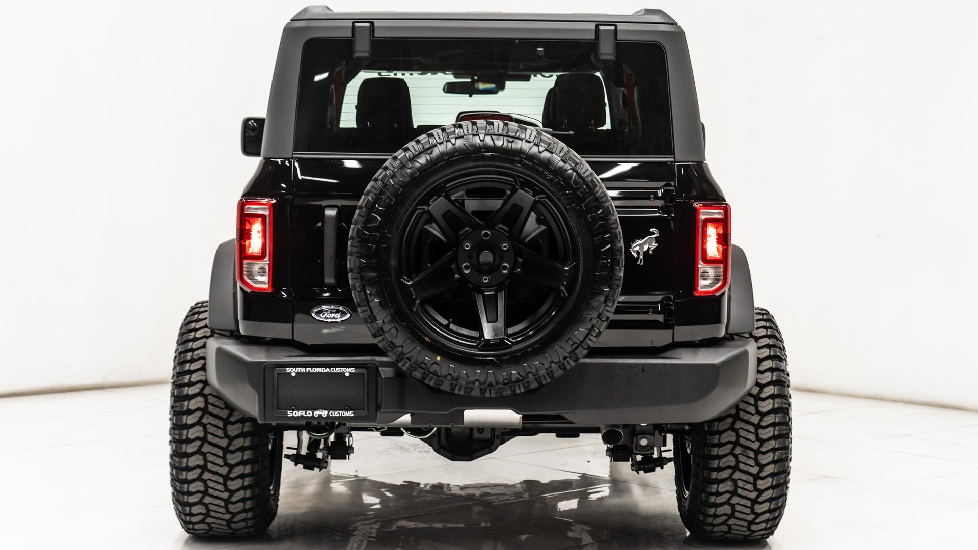 2025 FORD BRONCO in Black, photo 23 of 49