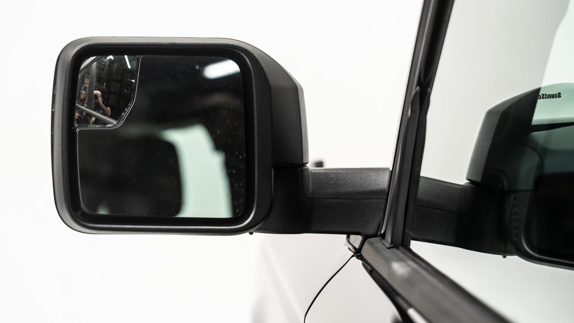 2025 FORD BRONCO in Black, photo 22 of 49