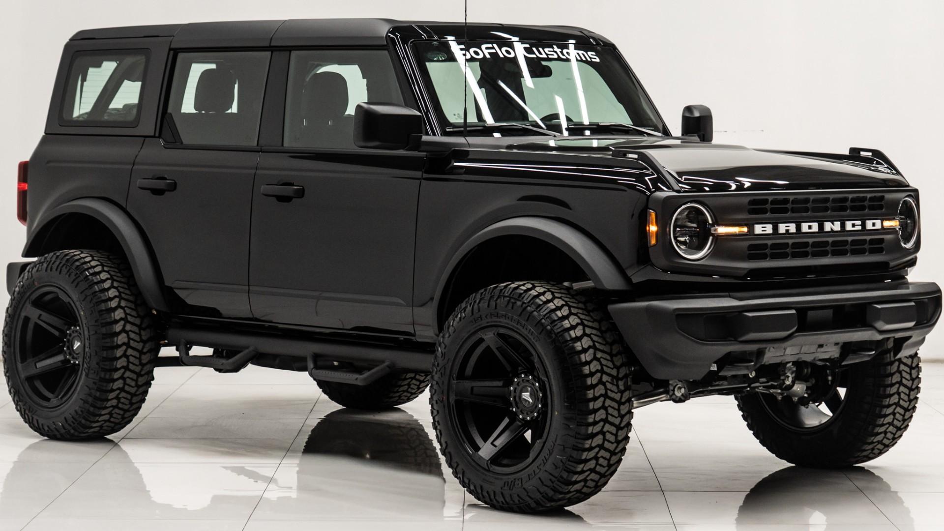 2025 FORD BRONCO in Black, photo 6 of 49