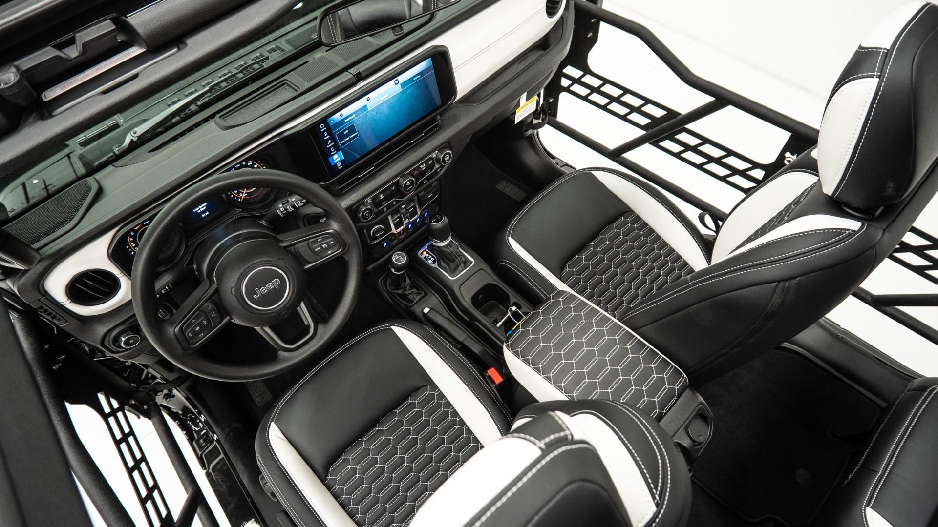 2026 JEEP WRANGLER in Black, photo 14 of 25