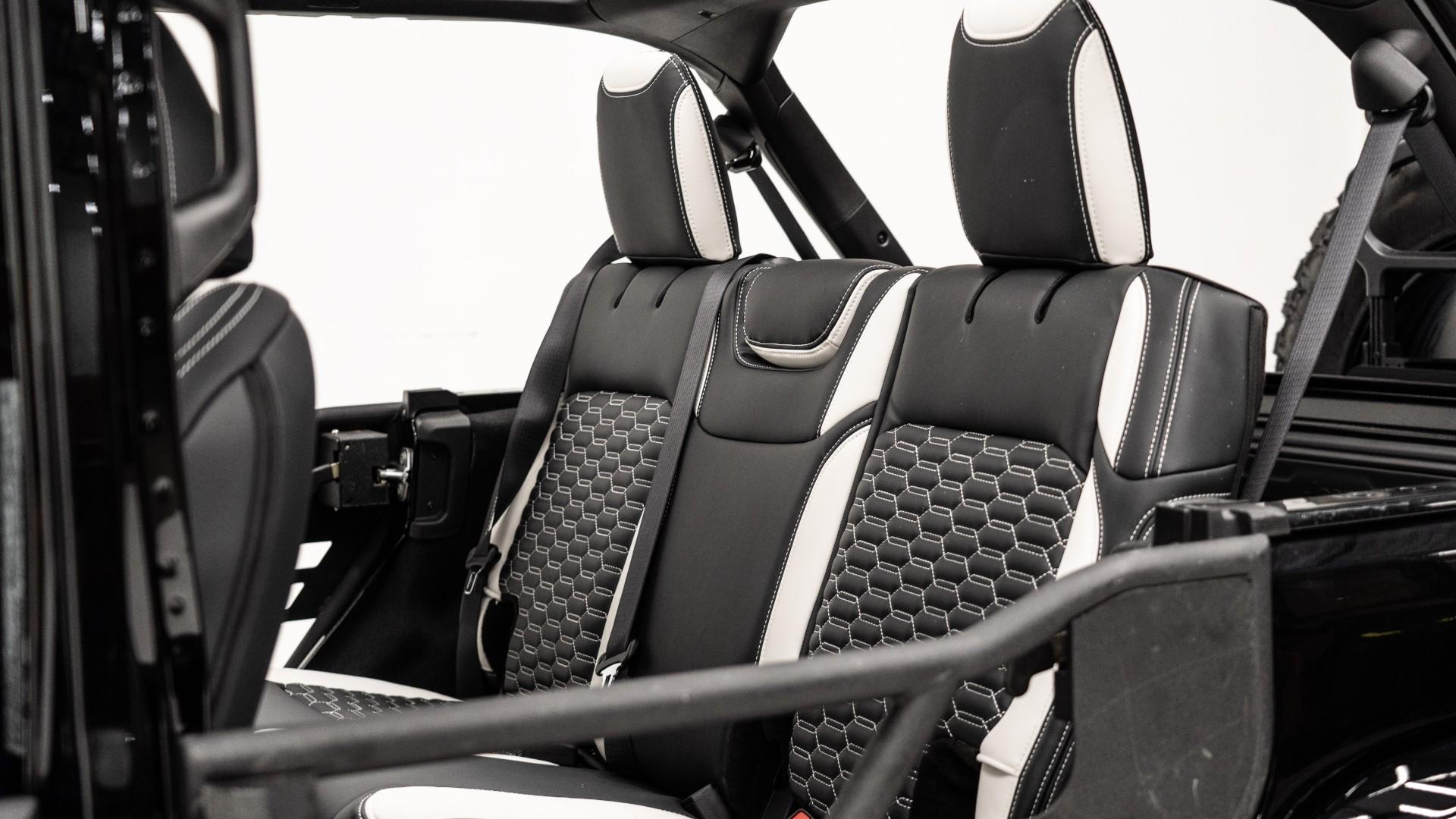 2026 JEEP WRANGLER in Black, photo 18 of 25