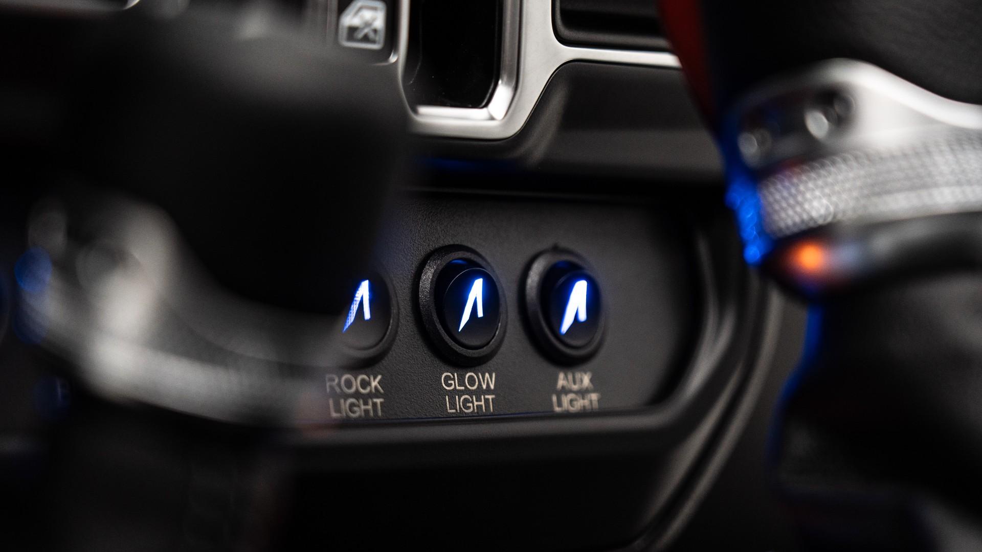 2026 JEEP WRANGLER in Black, photo 24 of 25