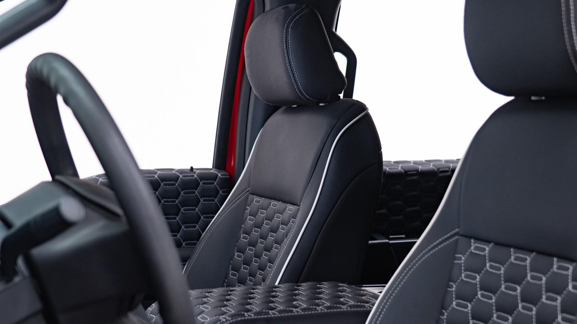 2025 FORD F-150 in Red, photo 32 of 40