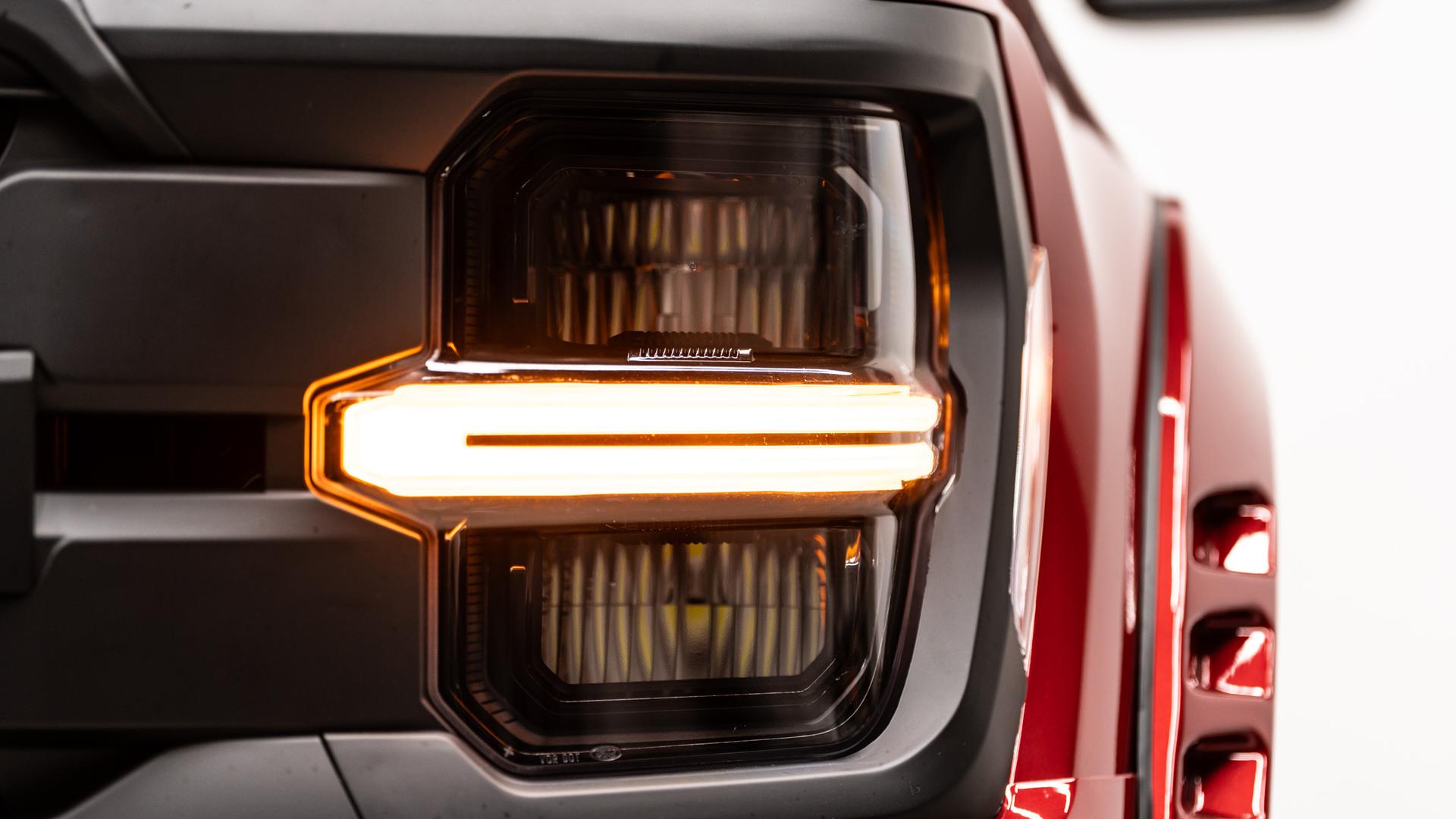 2025 FORD F-150 in Red, photo 18 of 40
