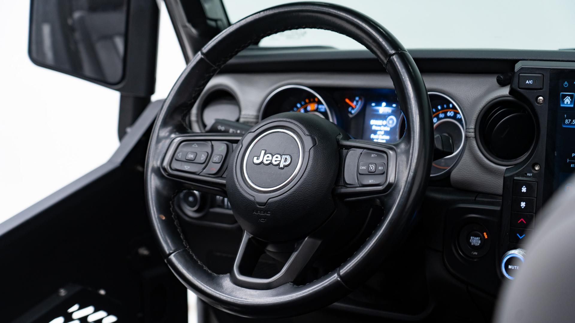 2020 JEEP WRANGLER in Gun Metal Gray, photo 34 of 52