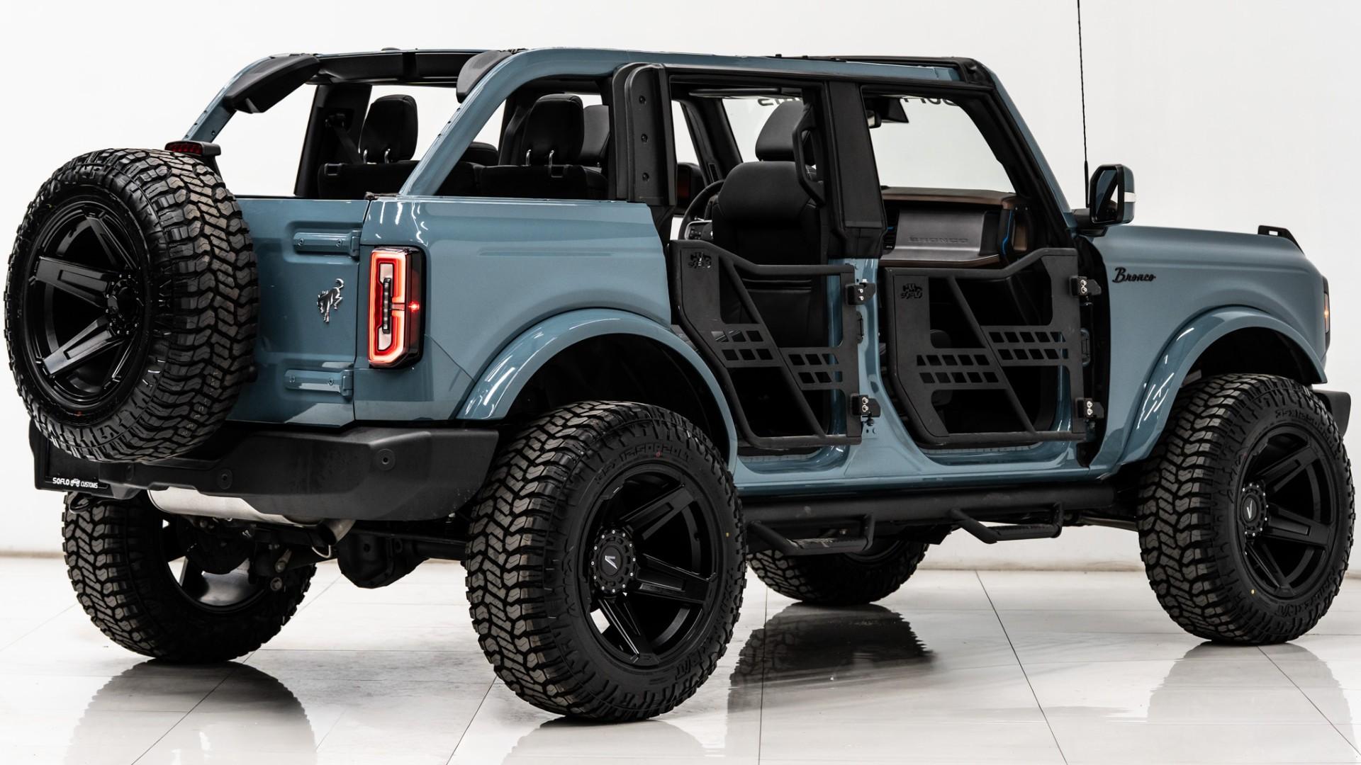 2023 FORD BRONCO in Blue, photo 11 of 60