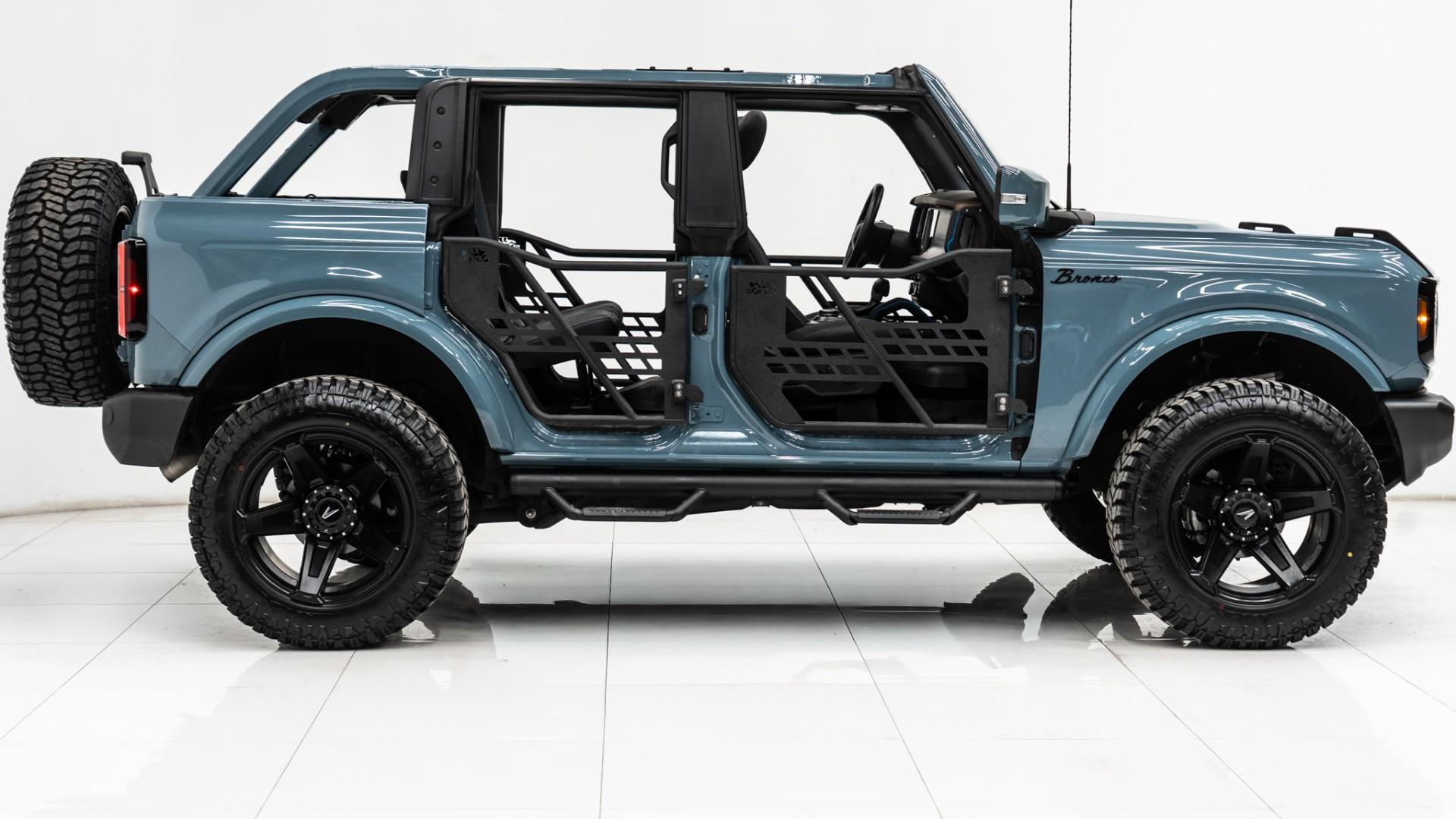 2023 FORD BRONCO in Blue, photo 16 of 60